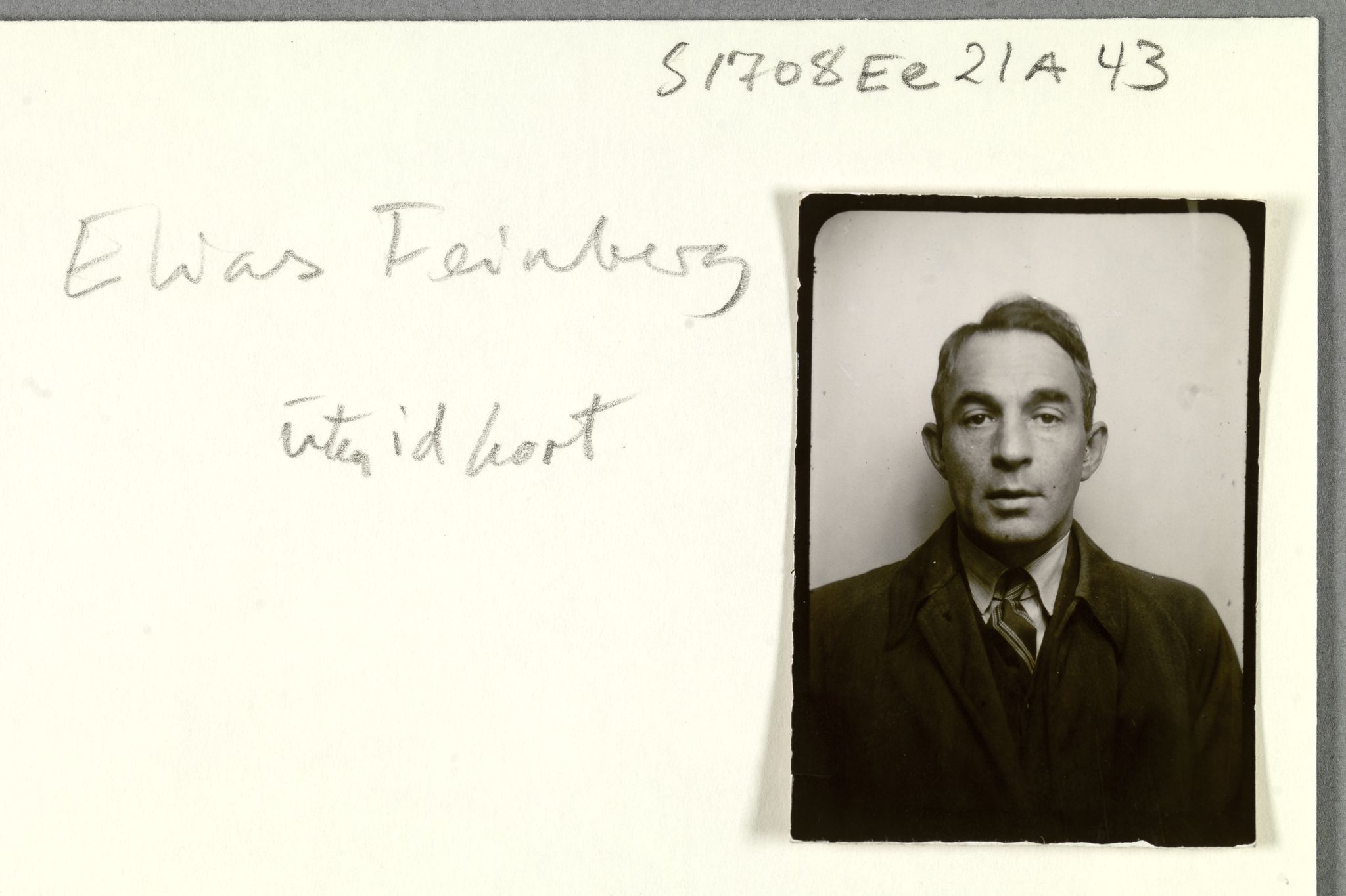 Sosialdepartementet, Våre Falne, RA/S-1708/E/Ee/L0021A: Fotografier av jøder på legitimasjonskort (1941-42), 1941-1942, p. 103