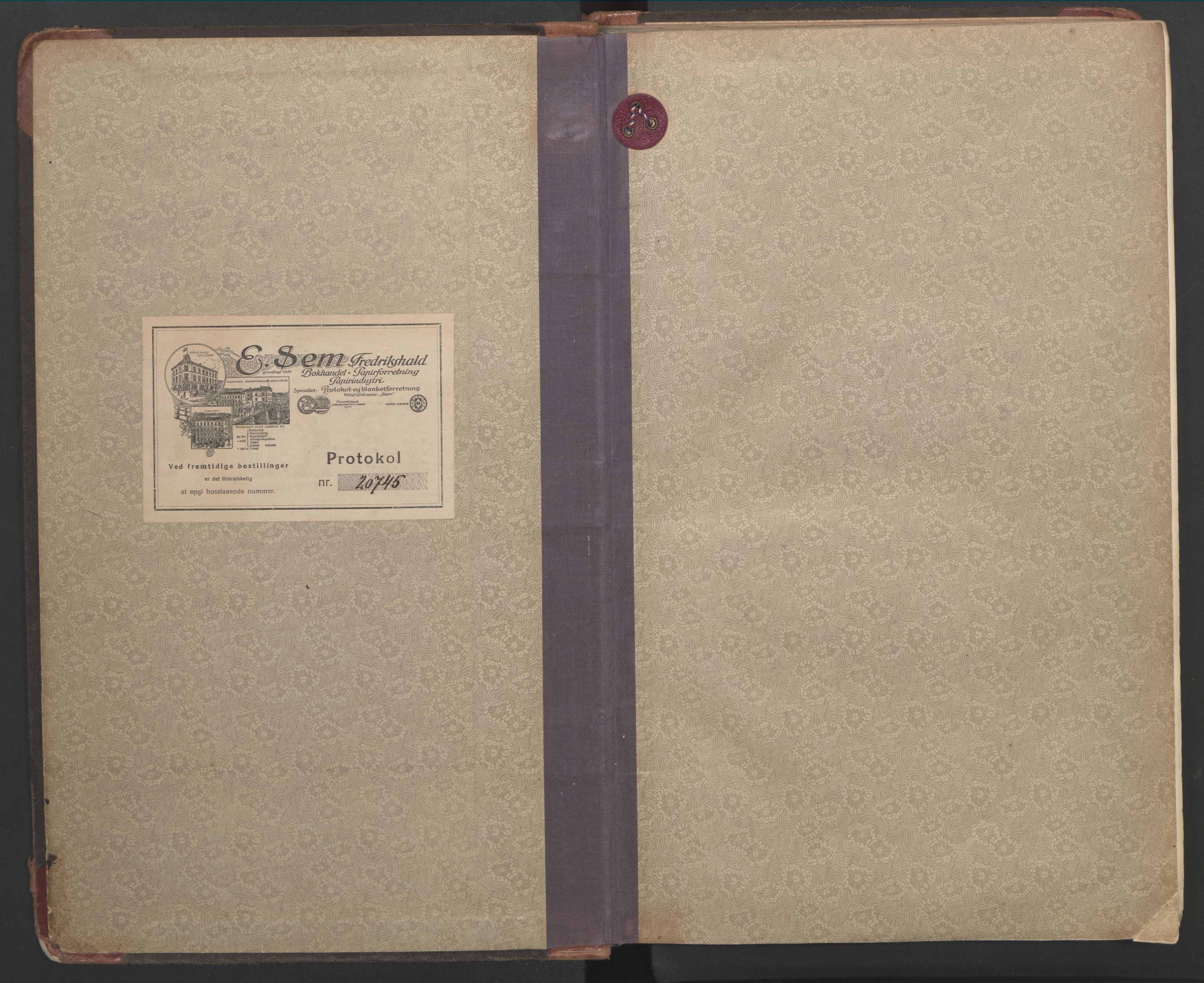 Ministerialprotokoller, klokkerbøker og fødselsregistre - Møre og Romsdal, SAT/A-1454/528/L0412: Parish register (official) no. 528A21, 1920-1926