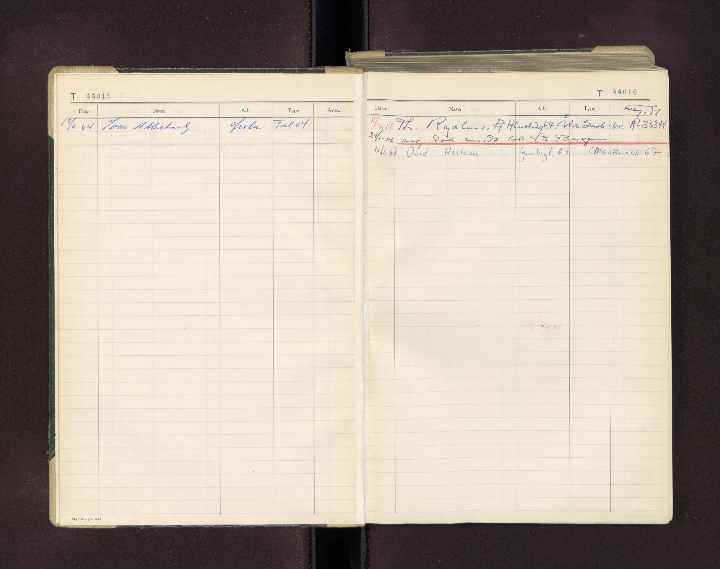 Møre og Romsdal vegkontor - Ålesund trafikkstasjon, AV/SAT-A-4099/F/Fc/L0041: Bilregister; T 44000 - T 44499, 1960-1970