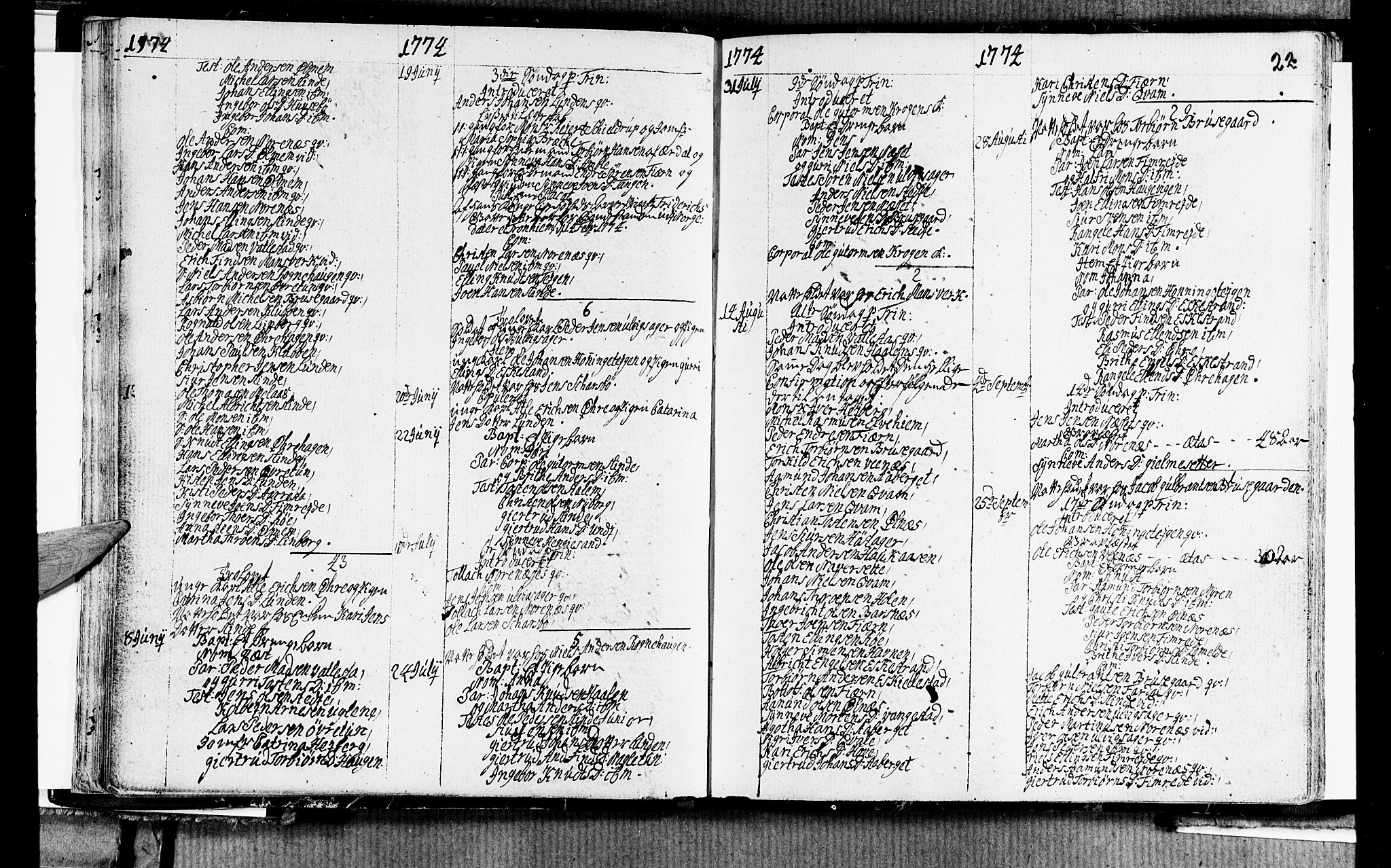 Sogndal sokneprestembete, AV/SAB-A-81301/H/Haa/Haaa/L0006: Parish register (official) no. A 6, 1770-1782, p. 22