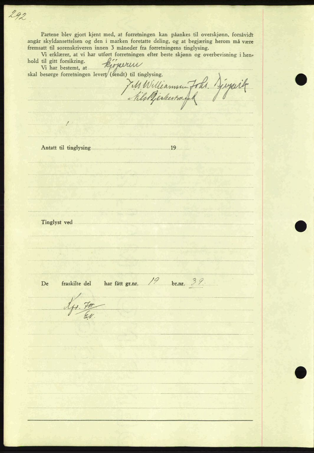 Nordmøre sorenskriveri, AV/SAT-A-4132/1/2/2Ca: Mortgage book no. A87, 1939-1940, Diary no: : 2745/1939