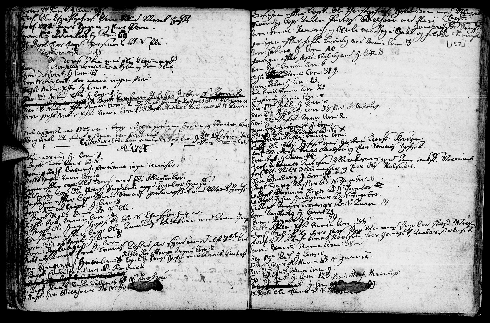 Ministerialprotokoller, klokkerbøker og fødselsregistre - Sør-Trøndelag, SAT/A-1456/630/L0488: Parish register (official) no. 630A01, 1717-1756, p. 136-137