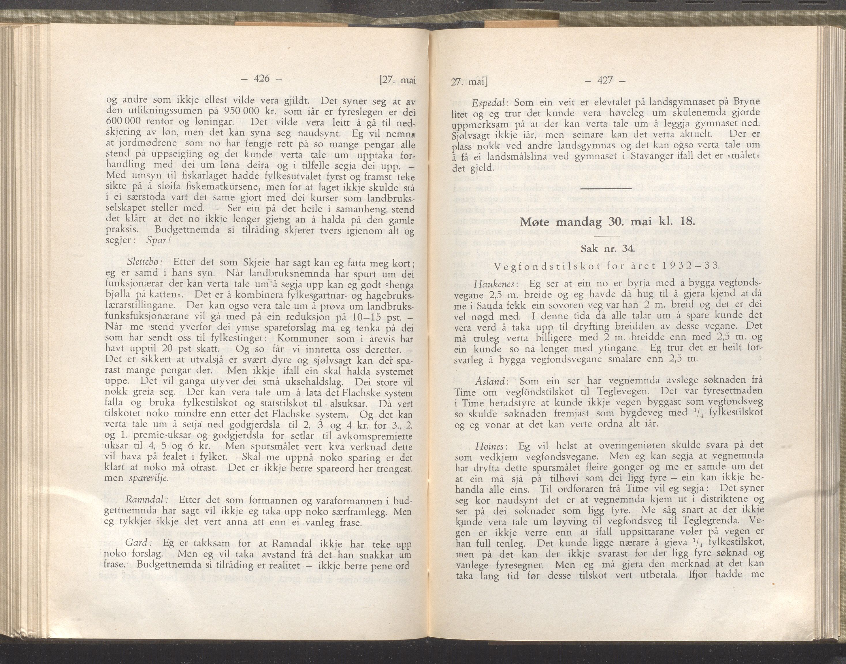 Rogaland fylkeskommune - Fylkesrådmannen , IKAR/A-900/A/Aa/Aaa/L0051: Møtebok , 1932, p. 426-427