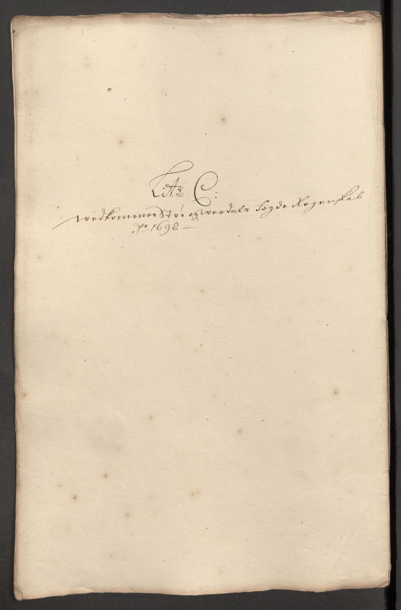 Rentekammeret inntil 1814, Reviderte regnskaper, Fogderegnskap, RA/EA-4092/R62/L4190: Fogderegnskap Stjørdal og Verdal, 1698, p. 125