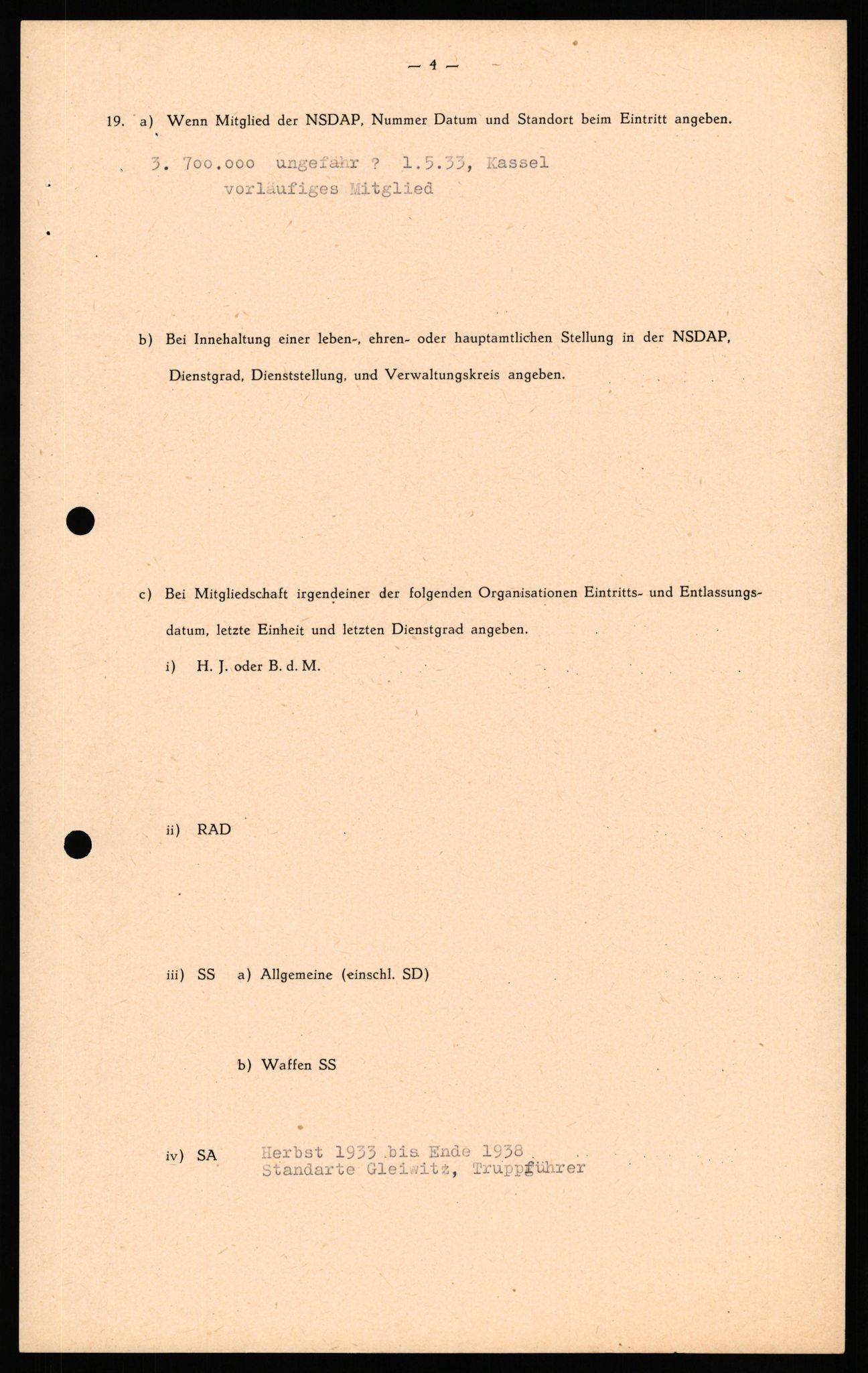 Forsvaret, Forsvarets overkommando II, AV/RA-RAFA-3915/D/Db/L0035: CI Questionaires. Tyske okkupasjonsstyrker i Norge. Tyskere., 1945-1946, p. 23