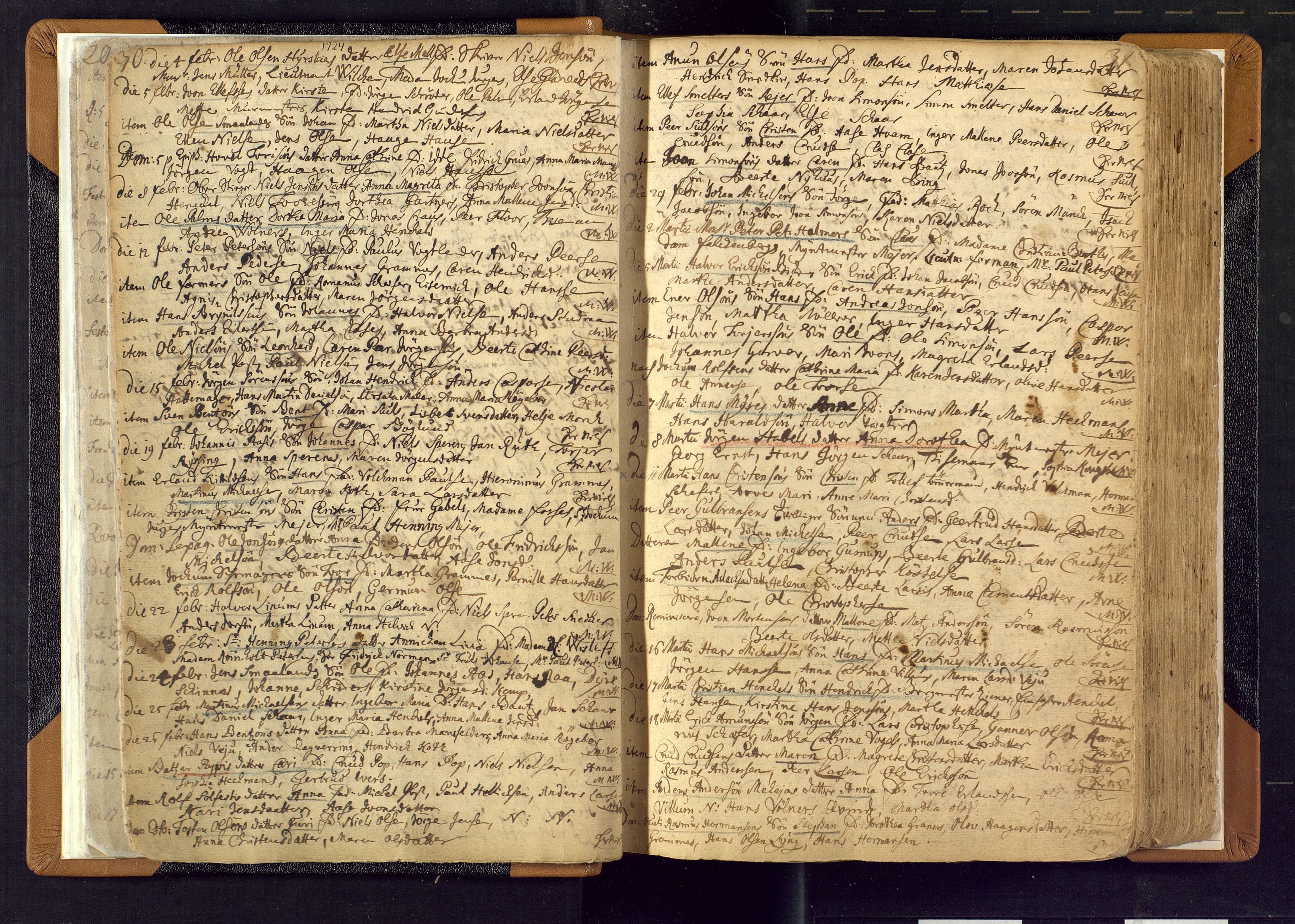 Kongsberg kirkebøker, SAKO/A-22/F/Fa/L0002: Parish register (official) no. I 2, 1721-1743, p. 30-31