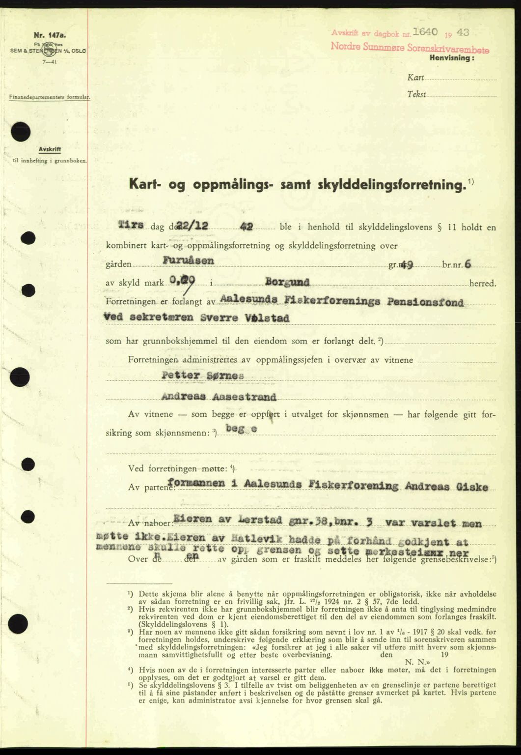 Nordre Sunnmøre sorenskriveri, AV/SAT-A-0006/1/2/2C/2Ca: Mortgage book no. A17, 1943-1944, Diary no: : 1639/1943