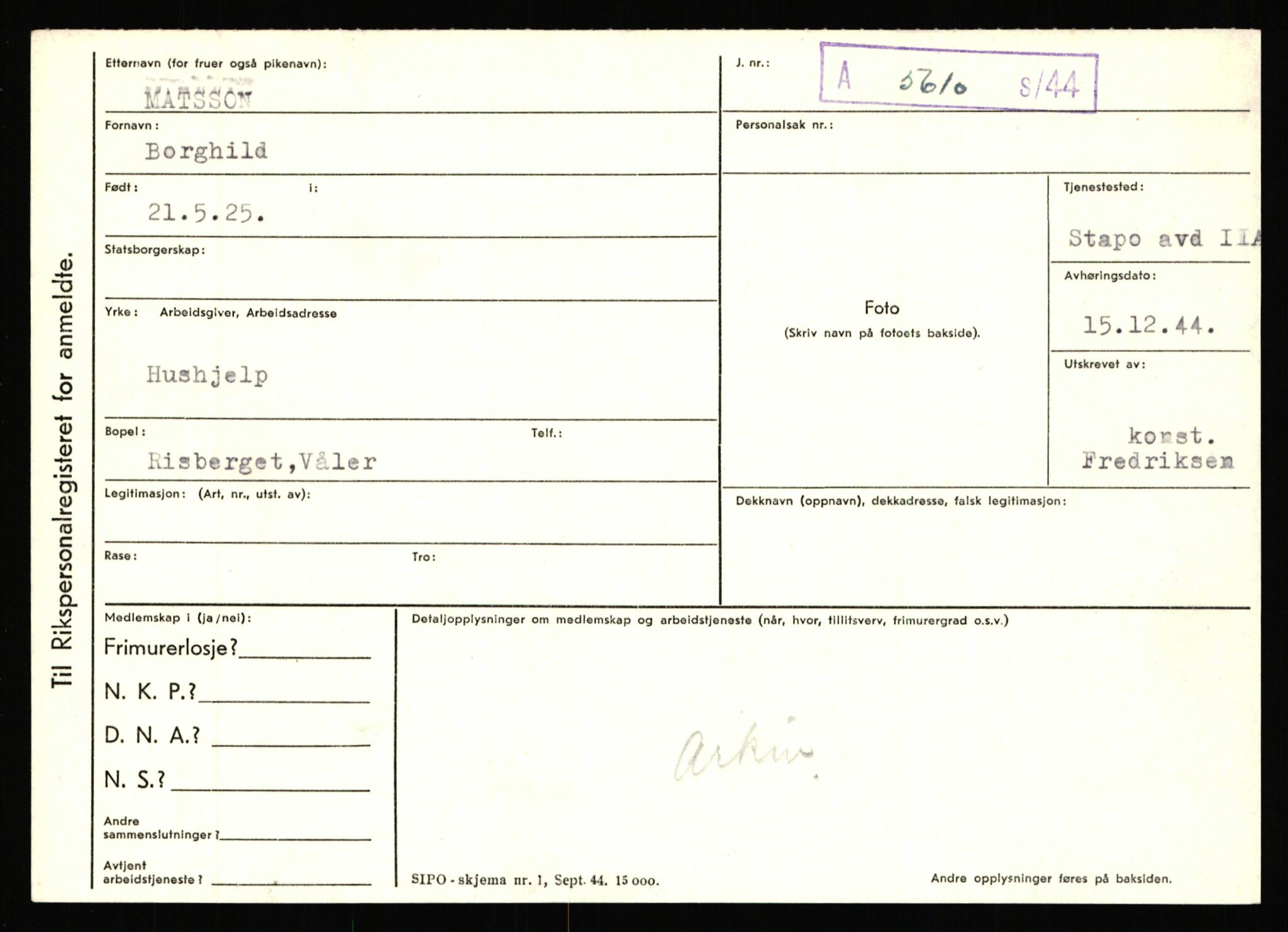 Statspolitiet - Hovedkontoret / Osloavdelingen, AV/RA-S-1329/C/Ca/L0010: Lind - Moksnes, 1943-1945, p. 3427