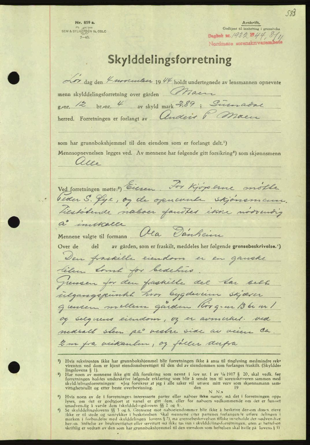 Nordmøre sorenskriveri, AV/SAT-A-4132/1/2/2Ca: Mortgage book no. A98, 1944-1944, Diary no: : 1932/1944