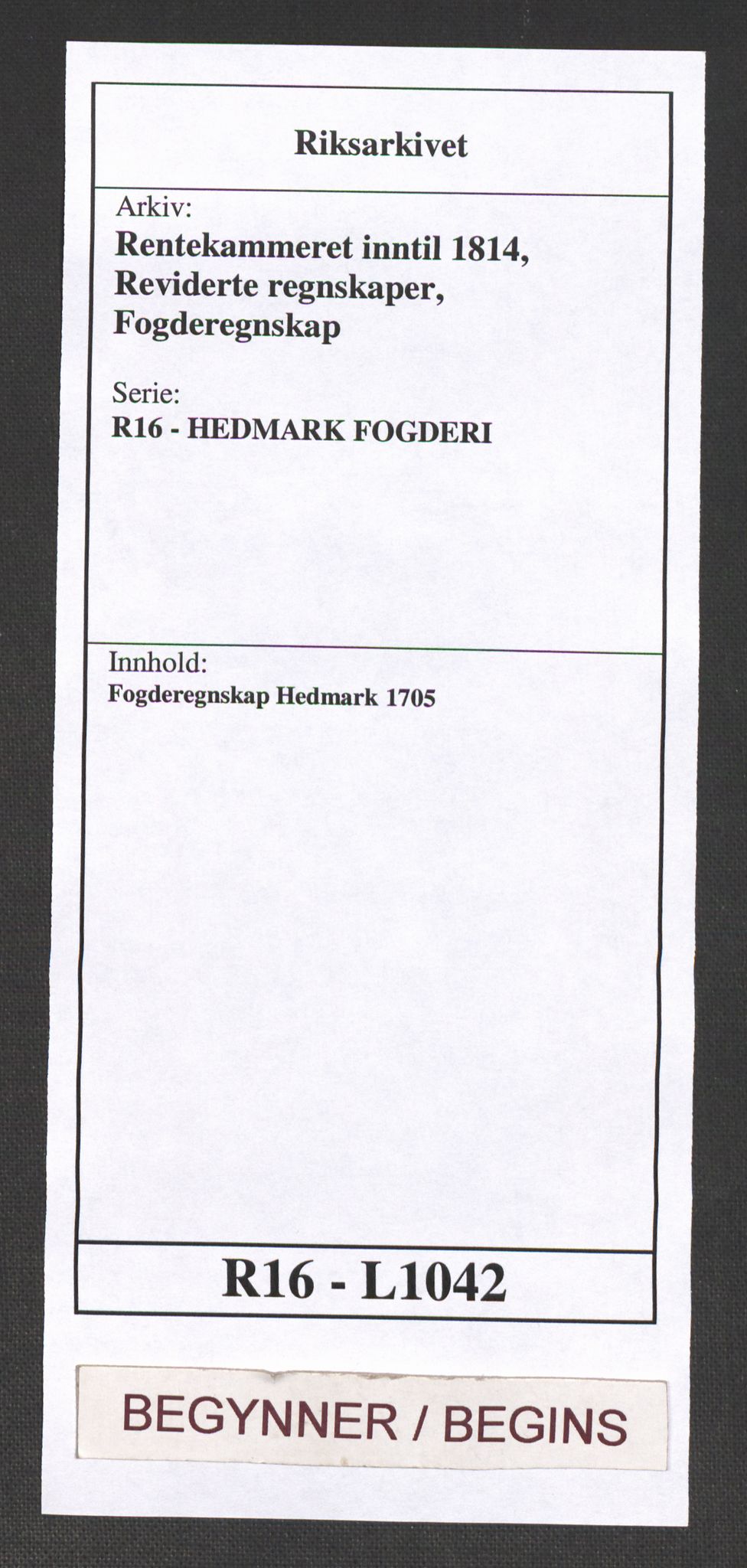 Rentekammeret inntil 1814, Reviderte regnskaper, Fogderegnskap, RA/EA-4092/R16/L1042: Fogderegnskap Hedmark, 1705, p. 1