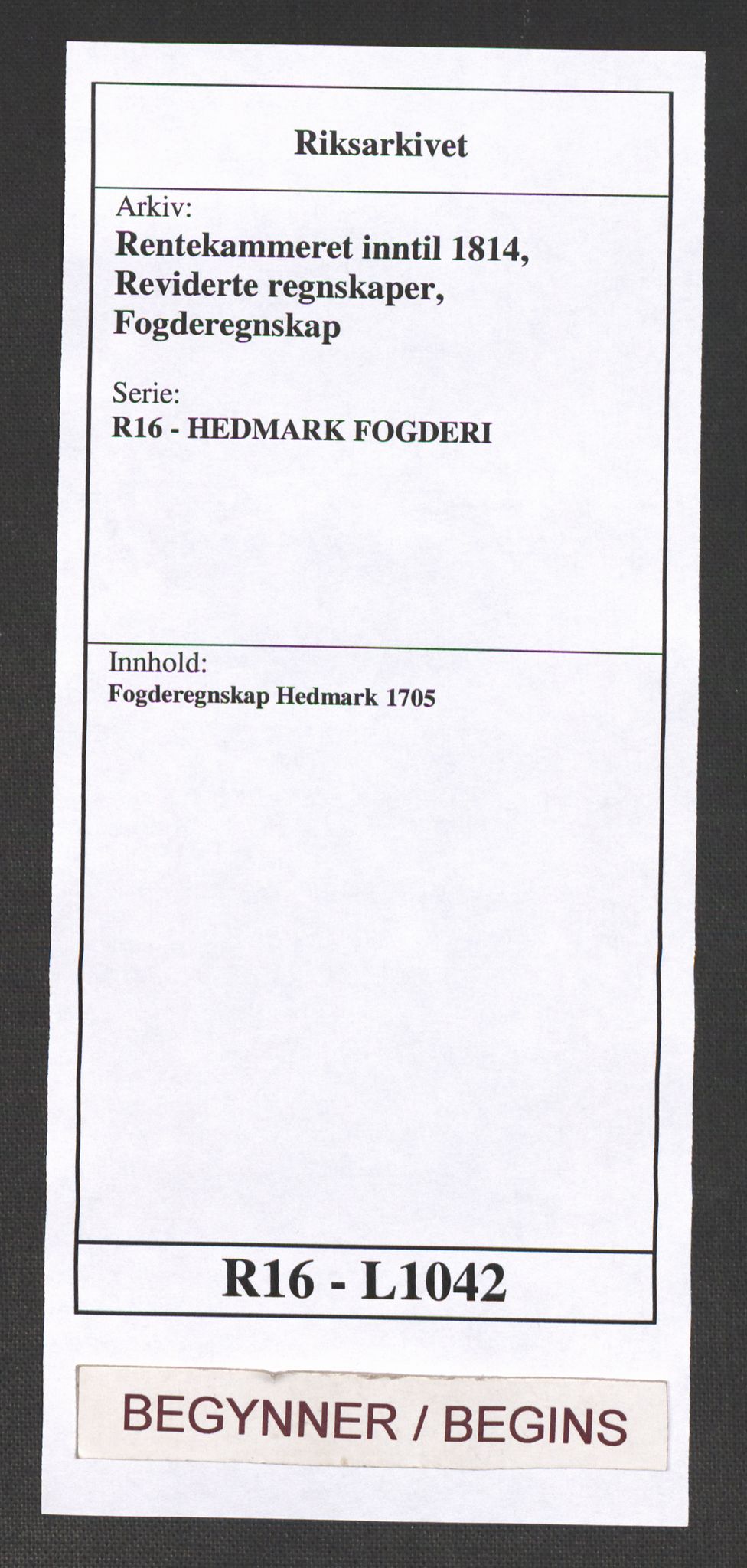 Rentekammeret inntil 1814, Reviderte regnskaper, Fogderegnskap, AV/RA-EA-4092/R16/L1042: Fogderegnskap Hedmark, 1705, p. 1