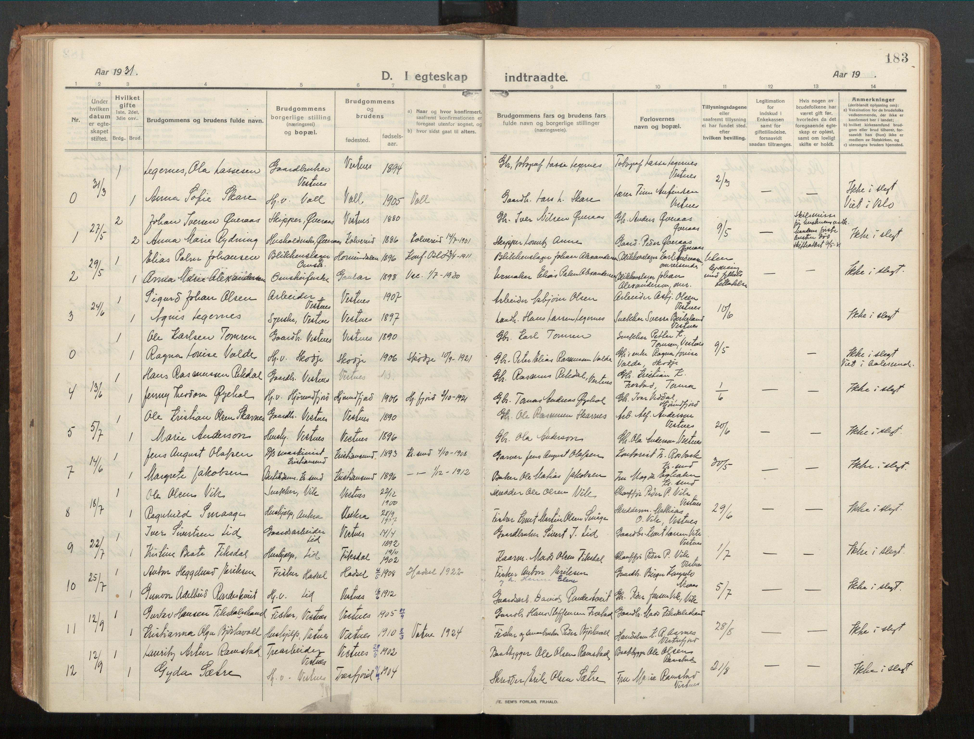 Ministerialprotokoller, klokkerbøker og fødselsregistre - Møre og Romsdal, AV/SAT-A-1454/539/L0534a: Parish register (official) no. 539A08, 1912-1935, p. 183