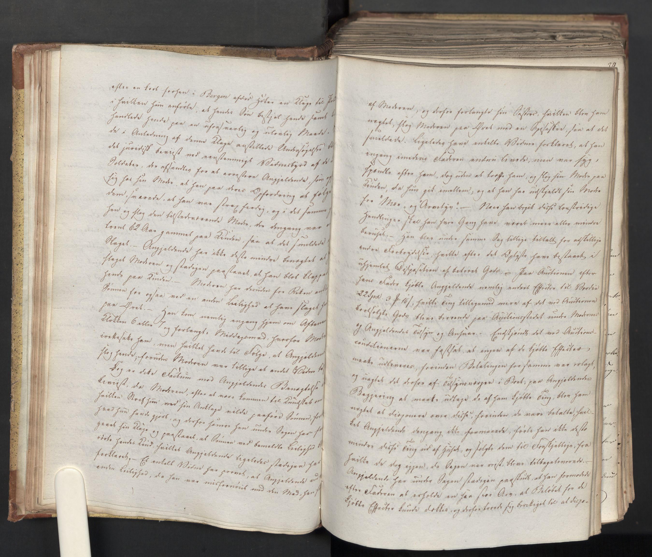 Statsrådsavdelingen i Stockholm, AV/RA-S-1003/D/Da/L0066: Regjeringsinnstillinger nr. 240-449, 1830, p. 35