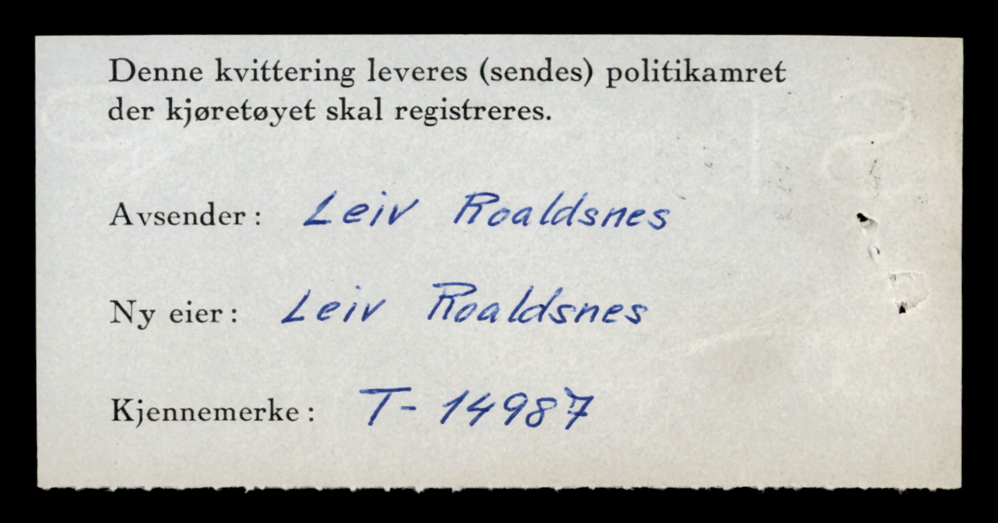Møre og Romsdal vegkontor - Ålesund trafikkstasjon, AV/SAT-A-4099/F/Fe/L0049: Registreringskort for kjøretøy T 14864 - T 18613, 1927-1998, p. 2928