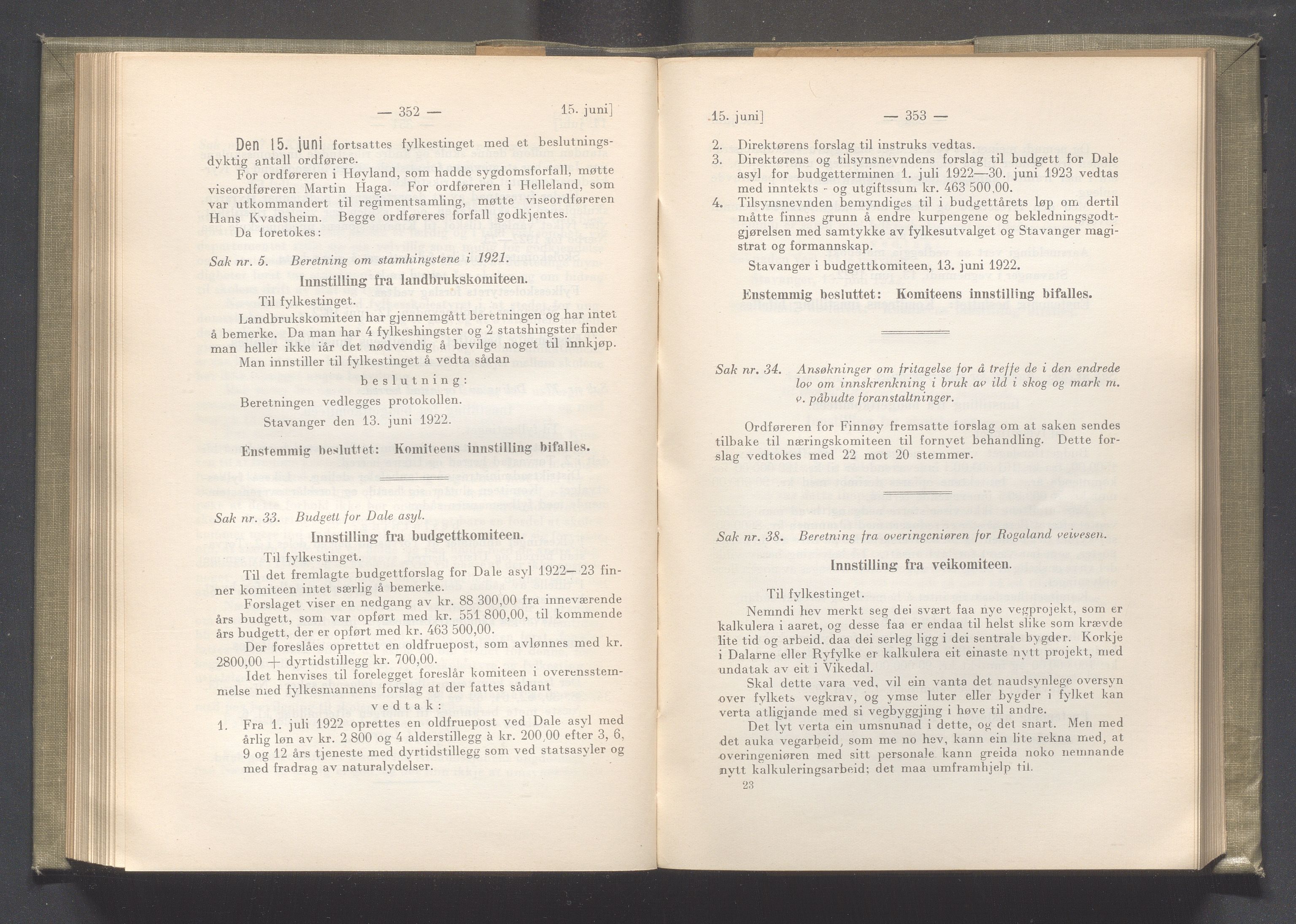 Rogaland fylkeskommune - Fylkesrådmannen , IKAR/A-900/A/Aa/Aaa/L0041: Møtebok , 1922, p. 352-353