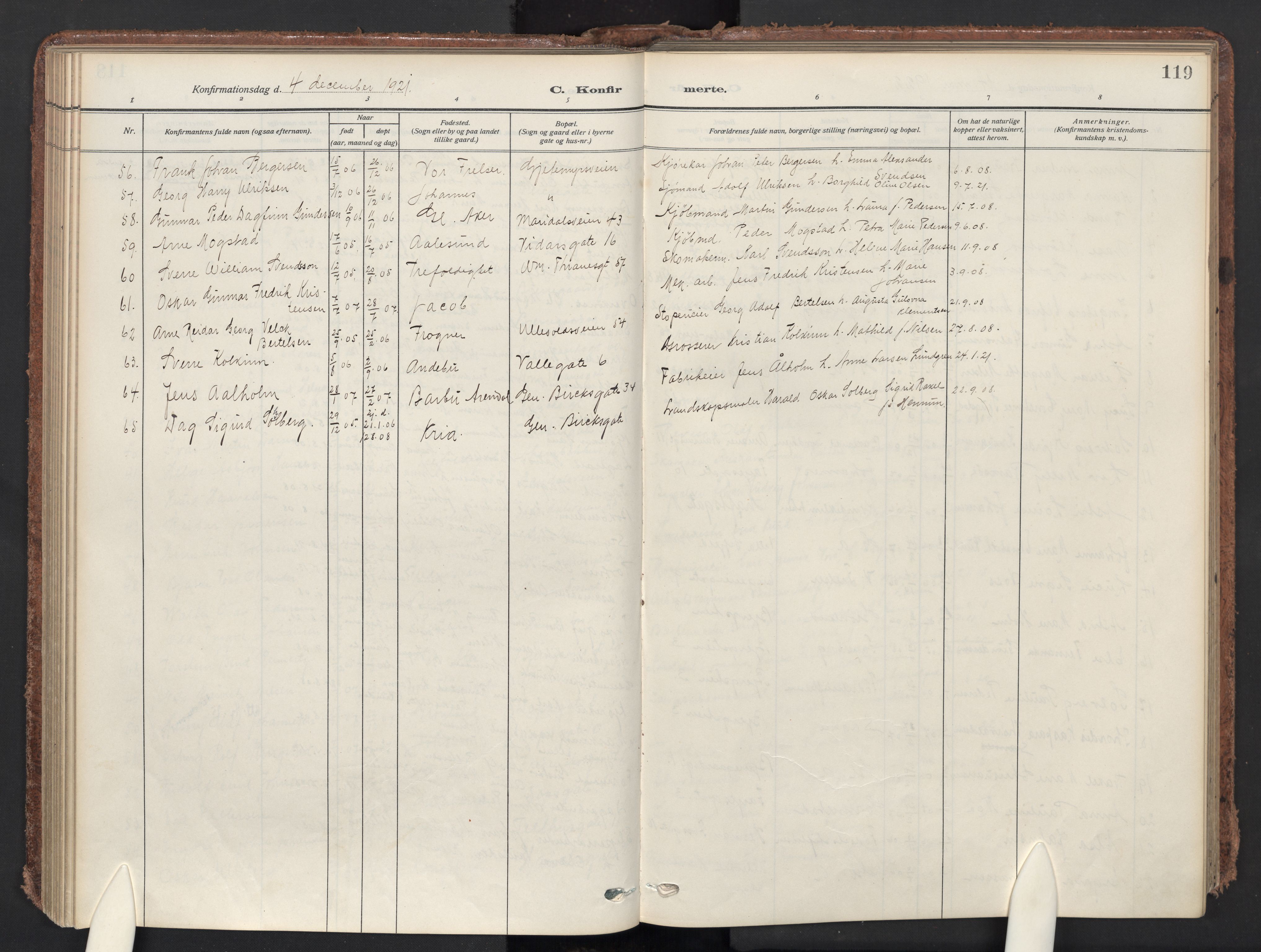 Gamle Aker prestekontor Kirkebøker, AV/SAO-A-10617a/F/L0015: Parish register (official) no. 15, 1911-1924, p. 119