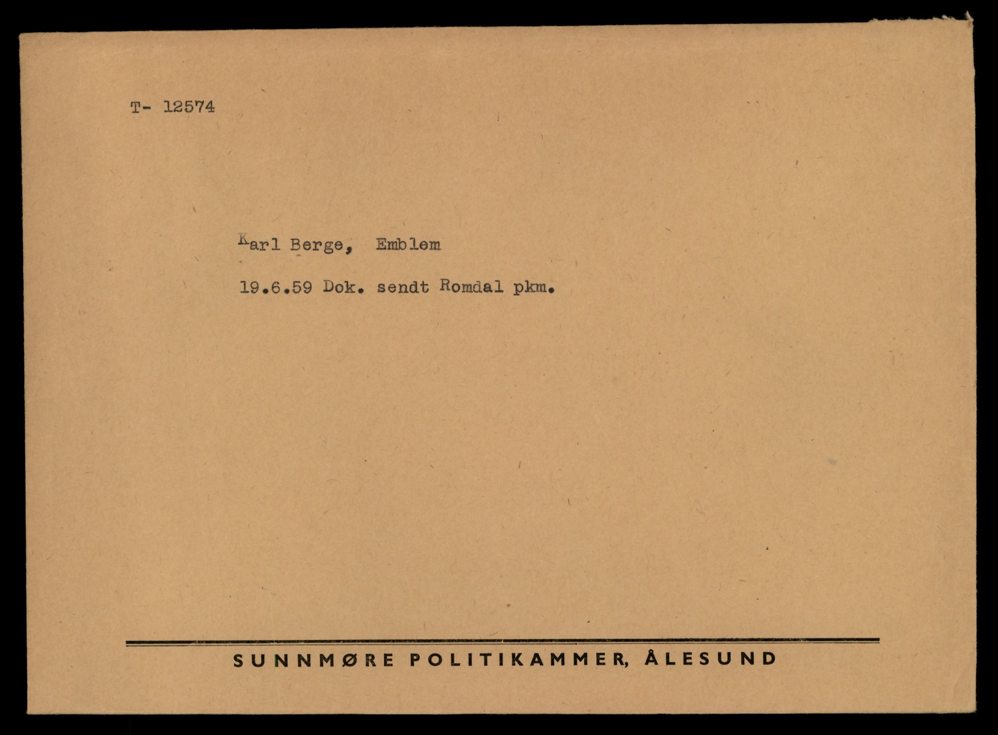 Møre og Romsdal vegkontor - Ålesund trafikkstasjon, AV/SAT-A-4099/F/Fe/L0034: Registreringskort for kjøretøy T 12500 - T 12652, 1927-1998, p. 1414