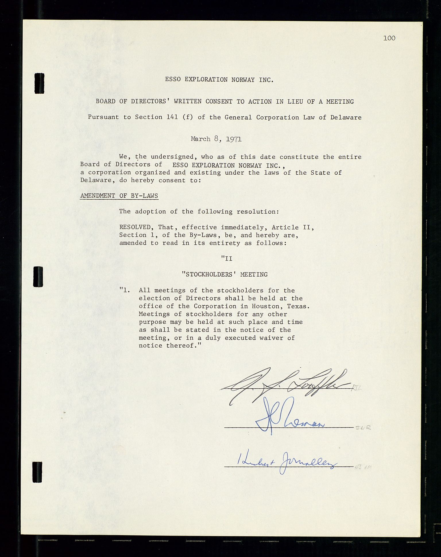 Pa 1512 - Esso Exploration and Production Norway Inc., AV/SAST-A-101917/A/Aa/L0001/0001: Styredokumenter / Corporate records, By-Laws, Board meeting minutes, Incorporations, 1965-1975, p. 100