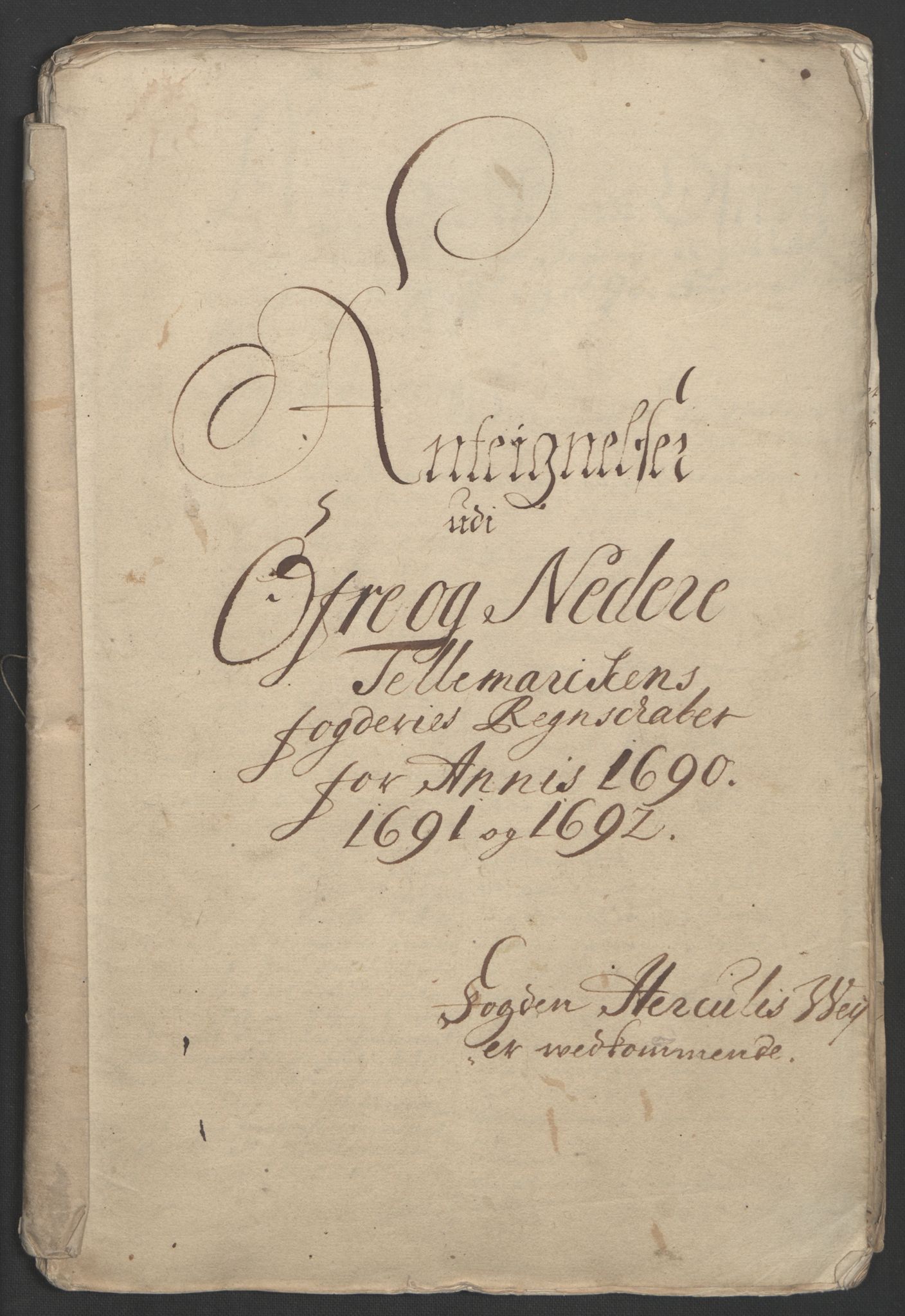 Rentekammeret inntil 1814, Reviderte regnskaper, Fogderegnskap, RA/EA-4092/R35/L2090: Fogderegnskap Øvre og Nedre Telemark, 1692, p. 351