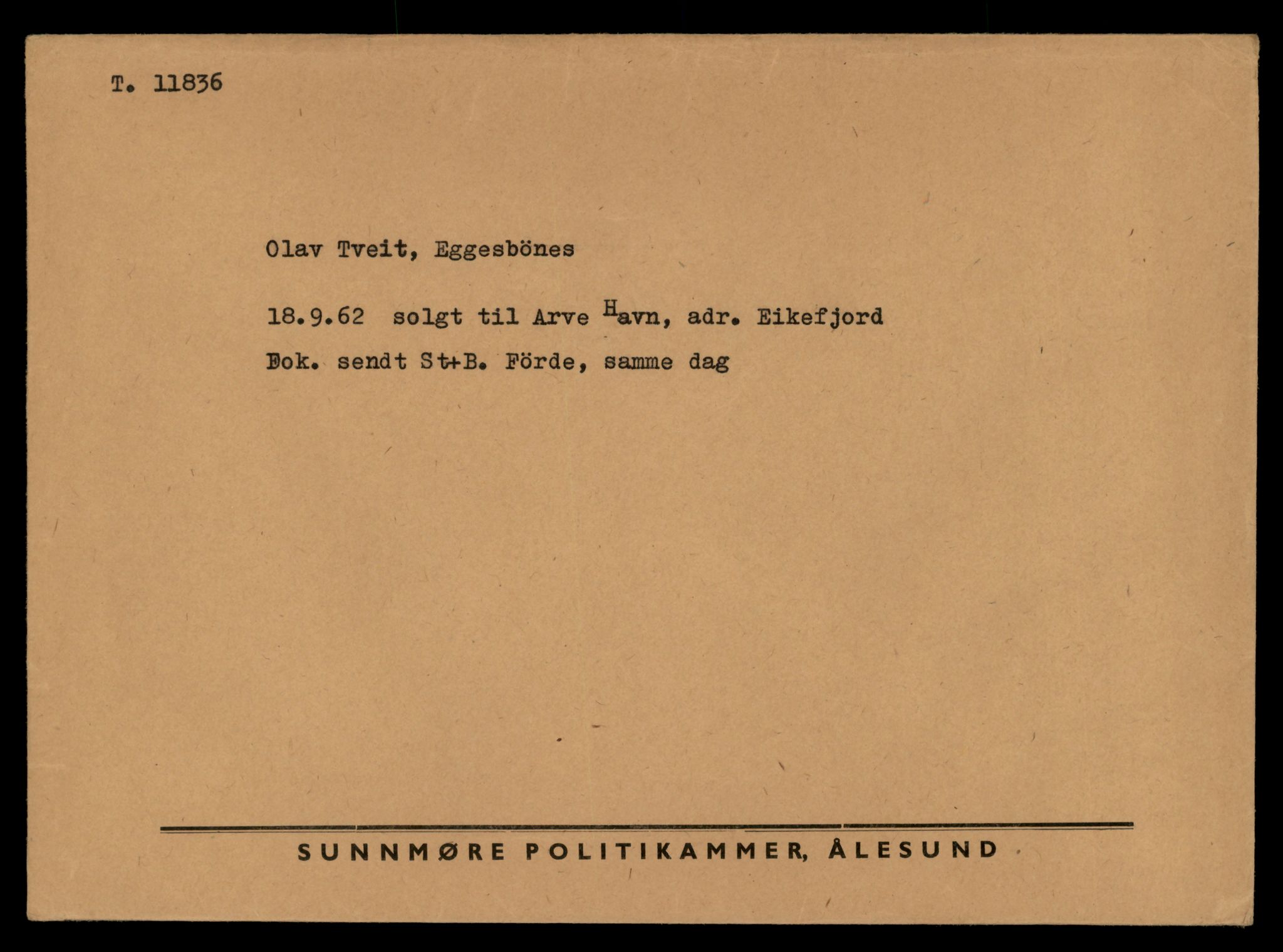 Møre og Romsdal vegkontor - Ålesund trafikkstasjon, AV/SAT-A-4099/F/Fe/L0031: Registreringskort for kjøretøy T 11800 - T 11996, 1927-1998, p. 699