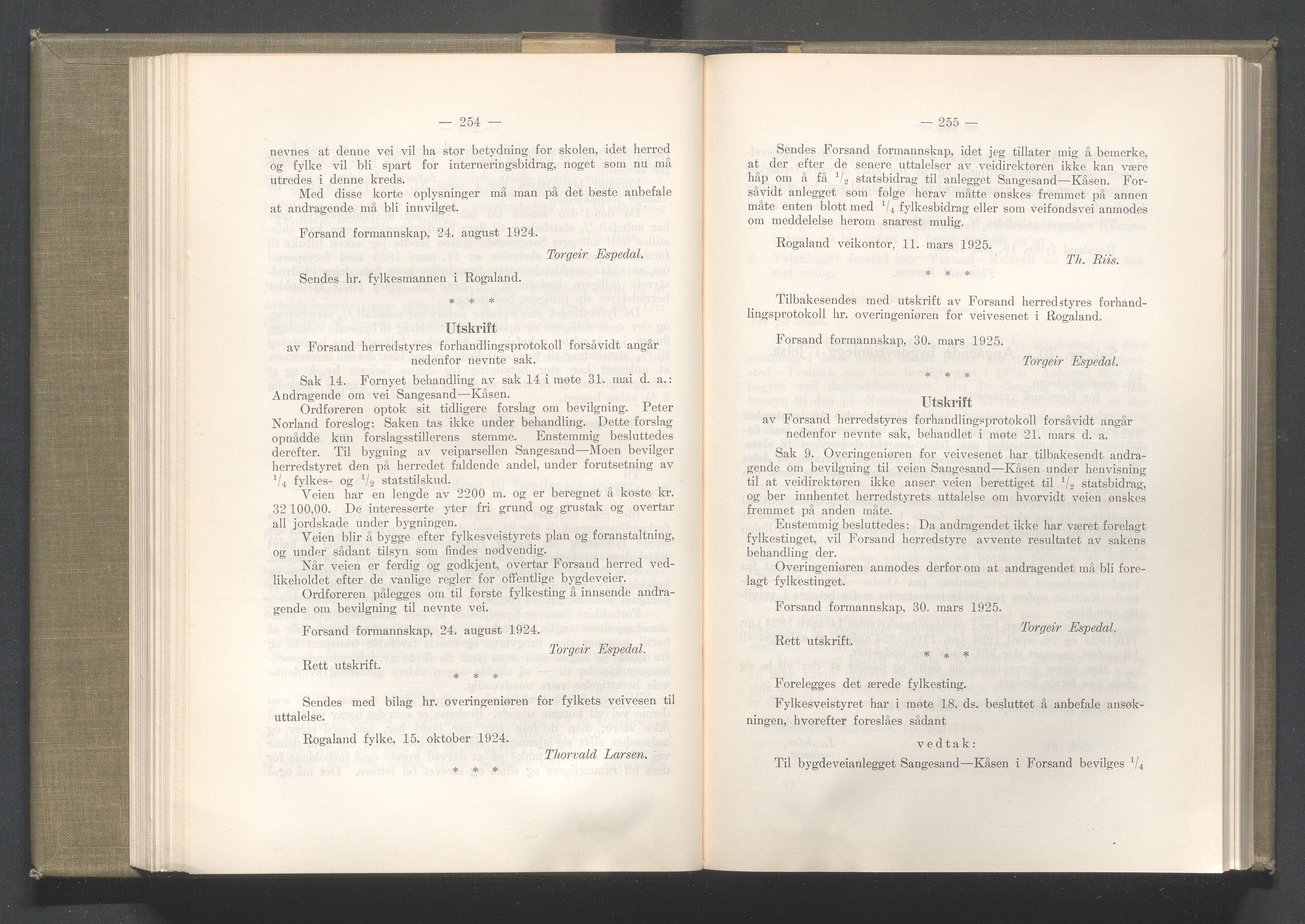 Rogaland fylkeskommune - Fylkesrådmannen , IKAR/A-900/A/Aa/Aaa/L0044: Møtebok , 1925, p. 254-255