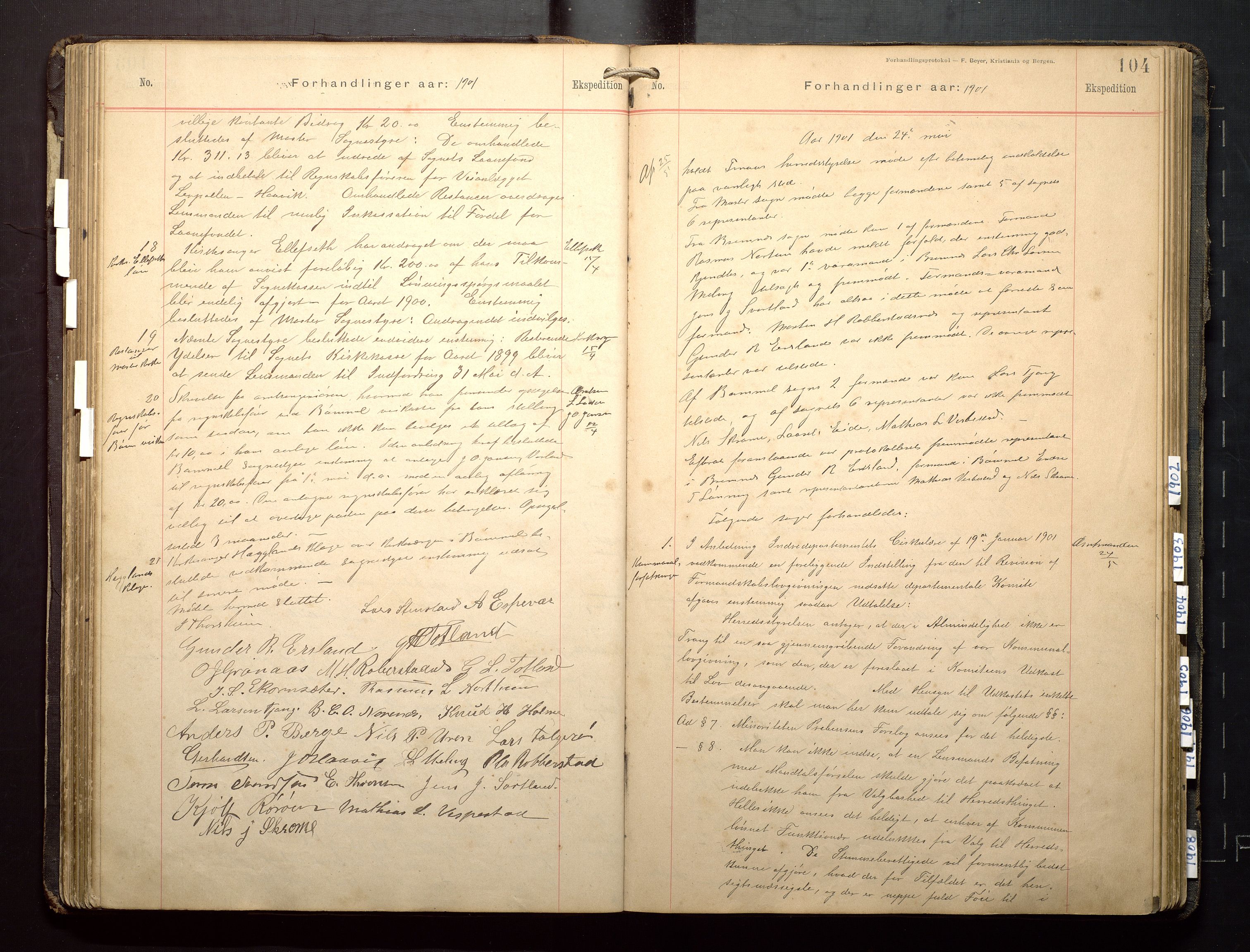 Finnaas kommune. Formannskapet, IKAH/1218a-021/A/Aa/L0003: Møtebok for formannskap, heradsstyre og soknestyre, 1896-1908, p. 104