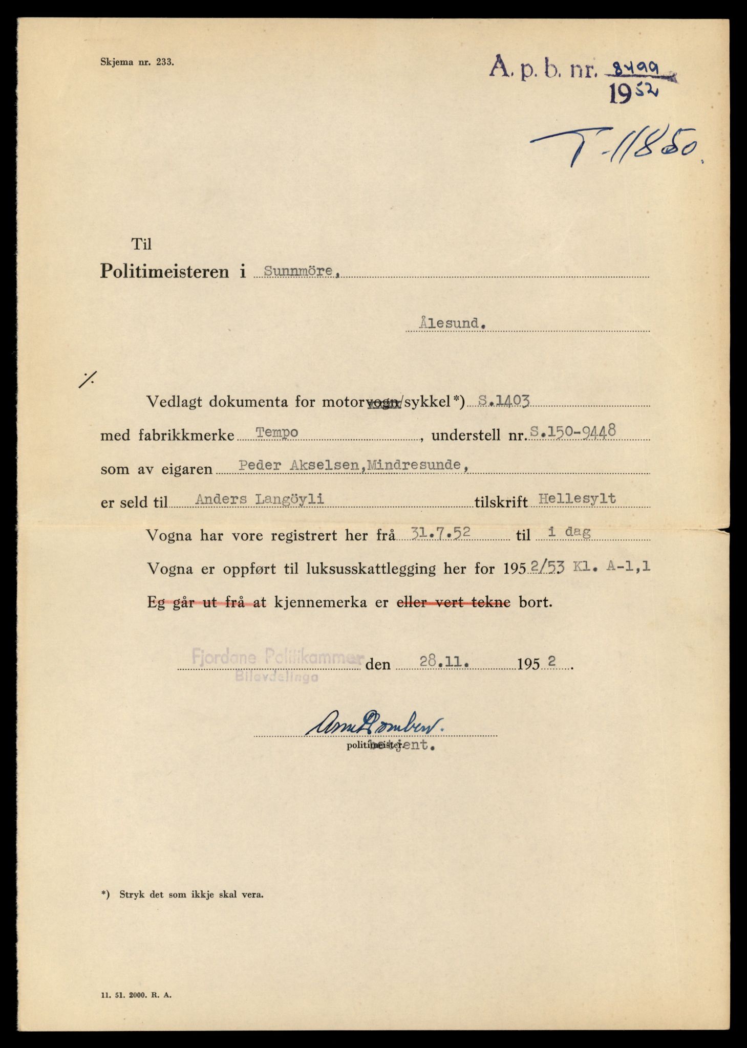 Møre og Romsdal vegkontor - Ålesund trafikkstasjon, AV/SAT-A-4099/F/Fe/L0031: Registreringskort for kjøretøy T 11800 - T 11996, 1927-1998, p. 911