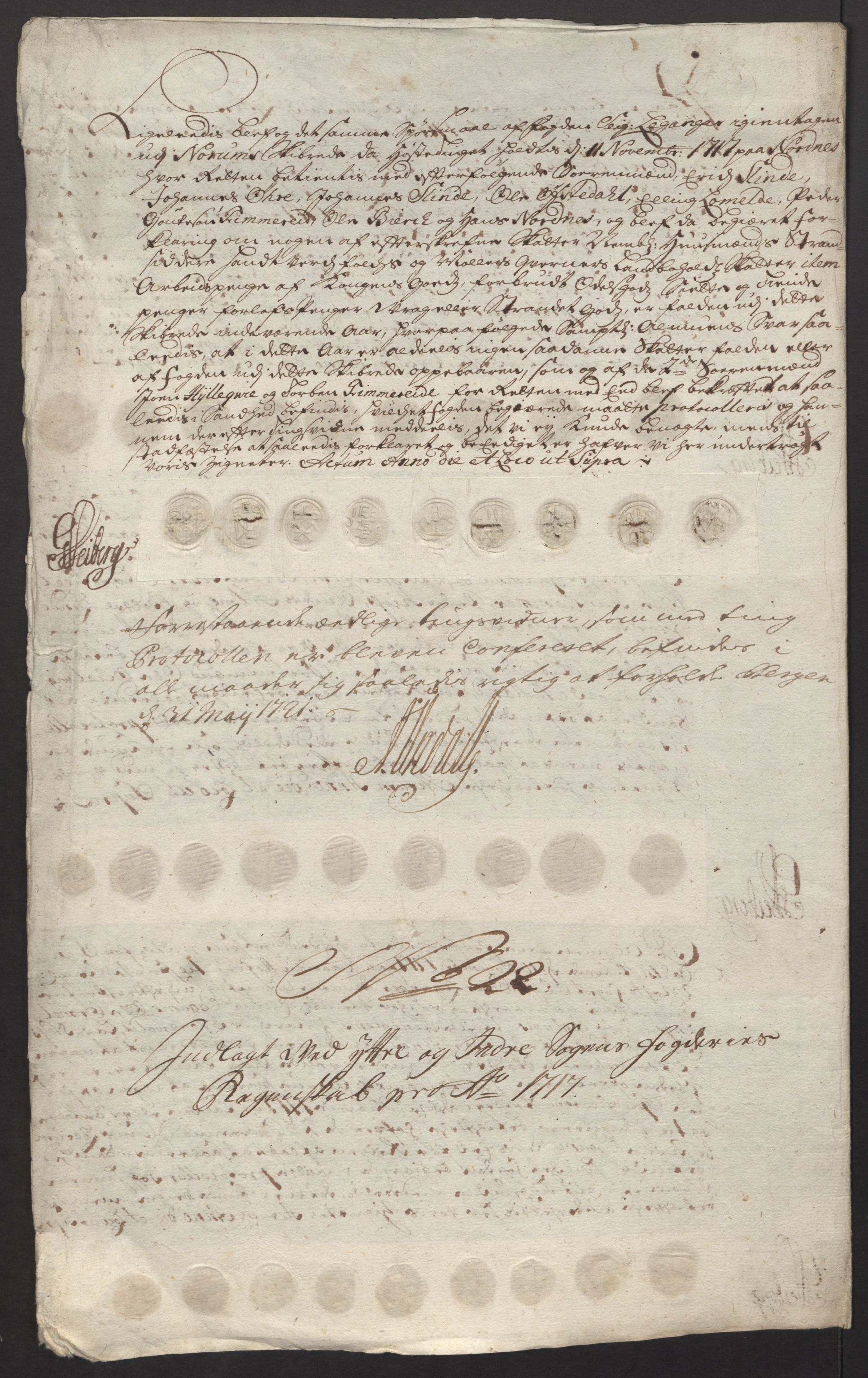 Rentekammeret inntil 1814, Reviderte regnskaper, Fogderegnskap, AV/RA-EA-4092/R52/L3321: Fogderegnskap Sogn, 1717-1718, p. 102