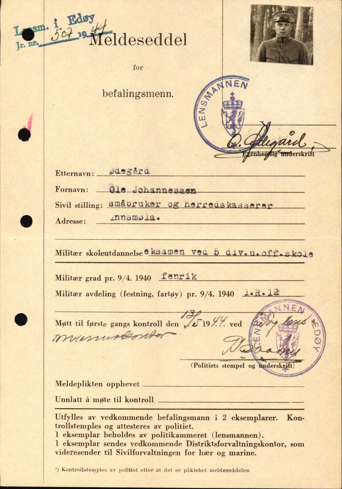 Forsvaret, Forsvarets krigshistoriske avdeling, AV/RA-RAFA-2017/Y/Yf/L0209: II-C-11-2121  -  Okkupasjonstiden.  Meldesedler for befal med foto og oppl. om militær grad 9. apr. 1940., 1944-1945, p. 1310
