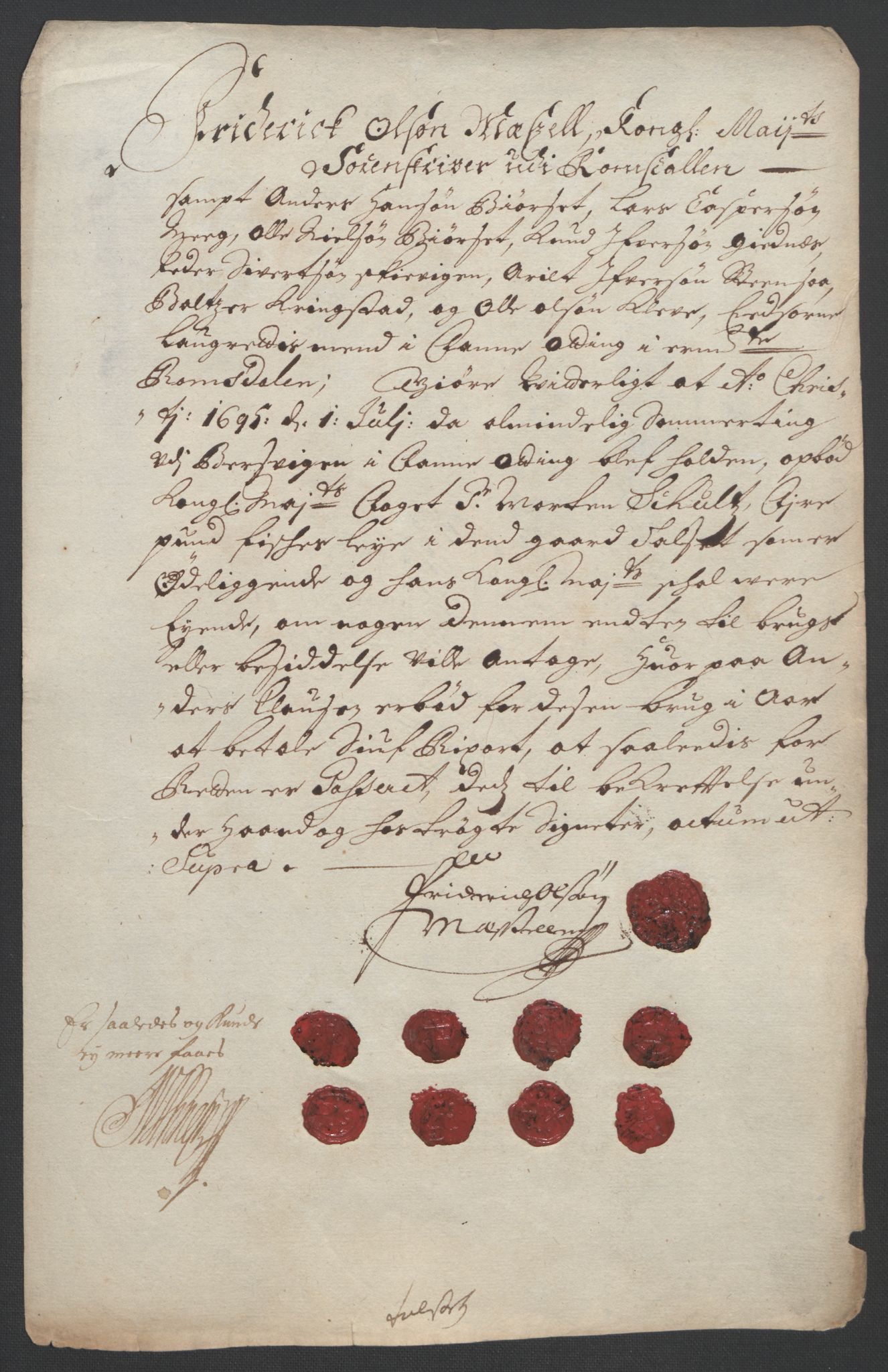 Rentekammeret inntil 1814, Reviderte regnskaper, Fogderegnskap, RA/EA-4092/R55/L3652: Fogderegnskap Romsdal, 1695-1696, p. 146