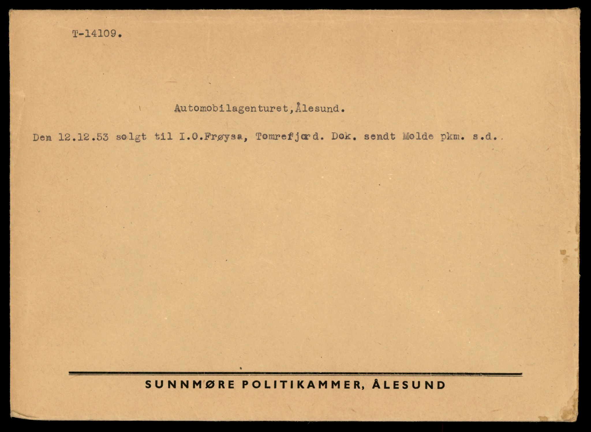 Møre og Romsdal vegkontor - Ålesund trafikkstasjon, AV/SAT-A-4099/F/Fe/L0043: Registreringskort for kjøretøy T 14080 - T 14204, 1927-1998, p. 753