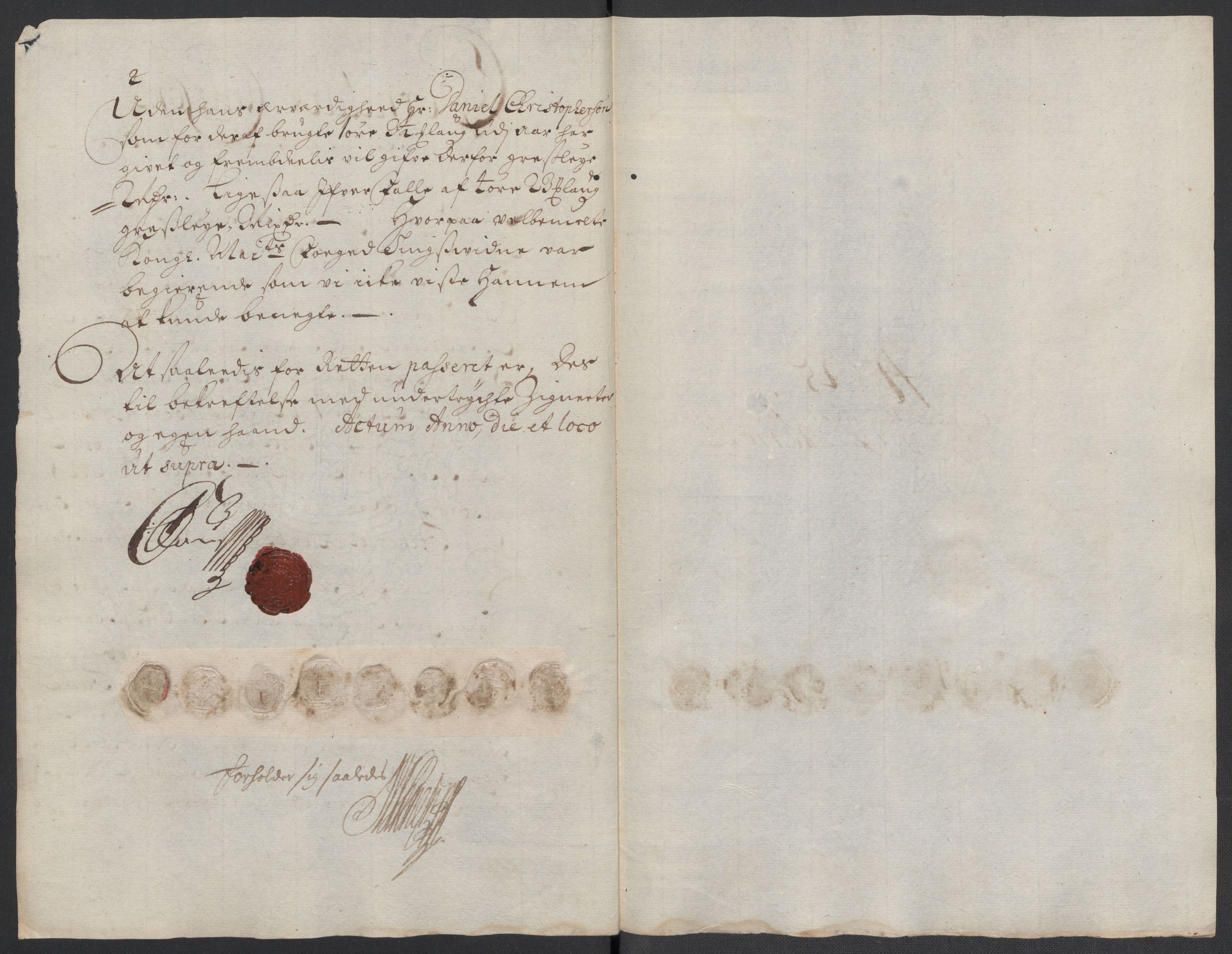 Rentekammeret inntil 1814, Reviderte regnskaper, Fogderegnskap, RA/EA-4092/R56/L3739: Fogderegnskap Nordmøre, 1700-1702, p. 521