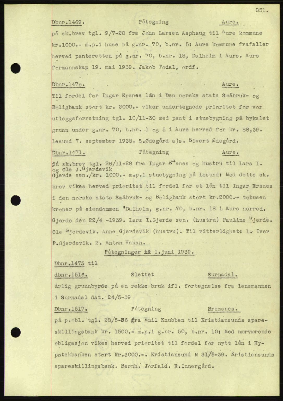 Nordmøre sorenskriveri, AV/SAT-A-4132/1/2/2Ca: Mortgage book no. C80, 1936-1939, Diary no: : 1469/1939