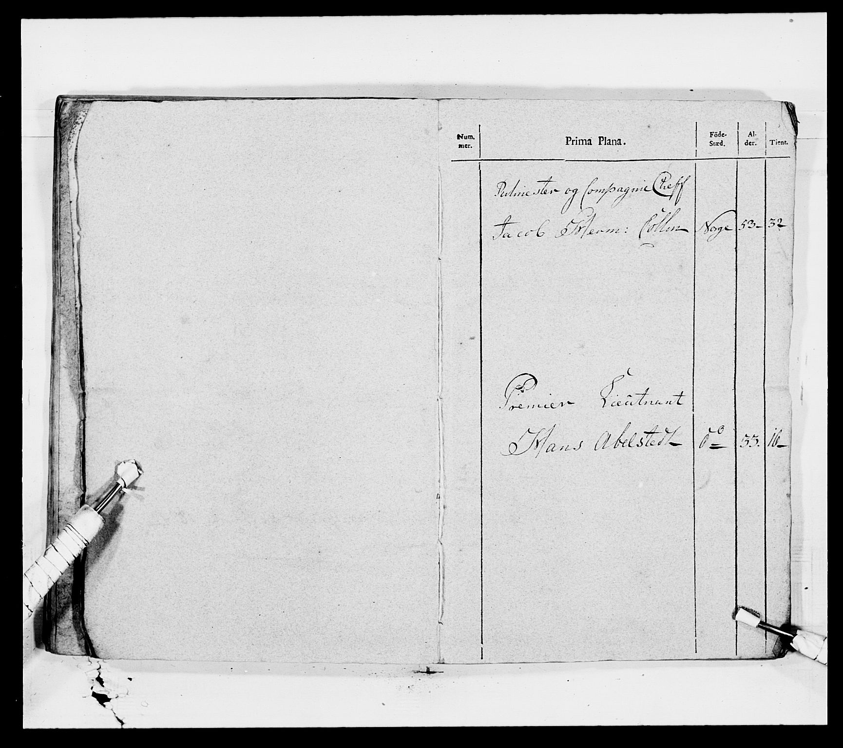 Generalitets- og kommissariatskollegiet, Det kongelige norske kommissariatskollegium, AV/RA-EA-5420/E/Eh/L0007: Akershusiske dragonregiment, 1800-1804, p. 677