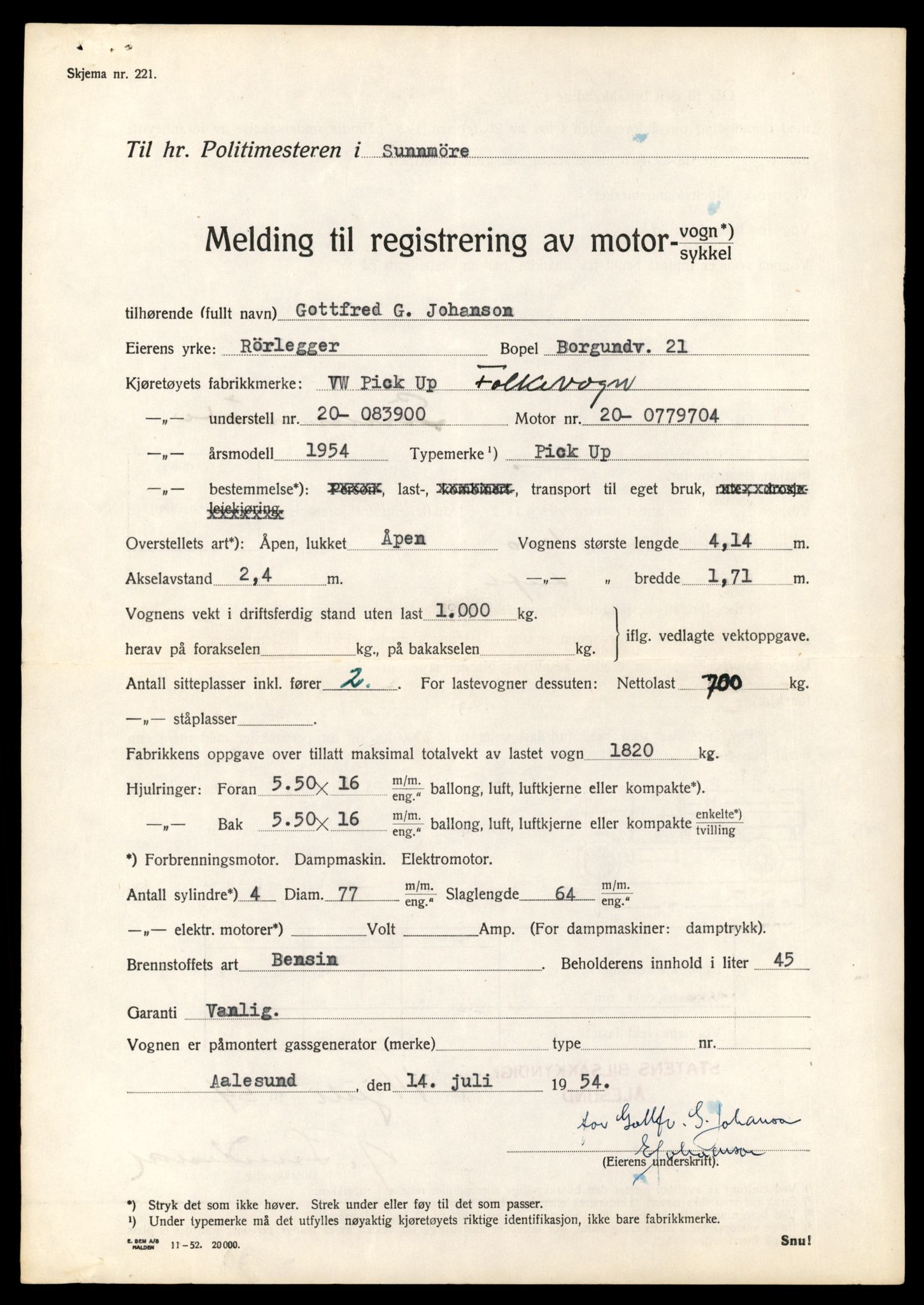 Møre og Romsdal vegkontor - Ålesund trafikkstasjon, AV/SAT-A-4099/F/Fe/L0035: Registreringskort for kjøretøy T 12653 - T 12829, 1927-1998, p. 882