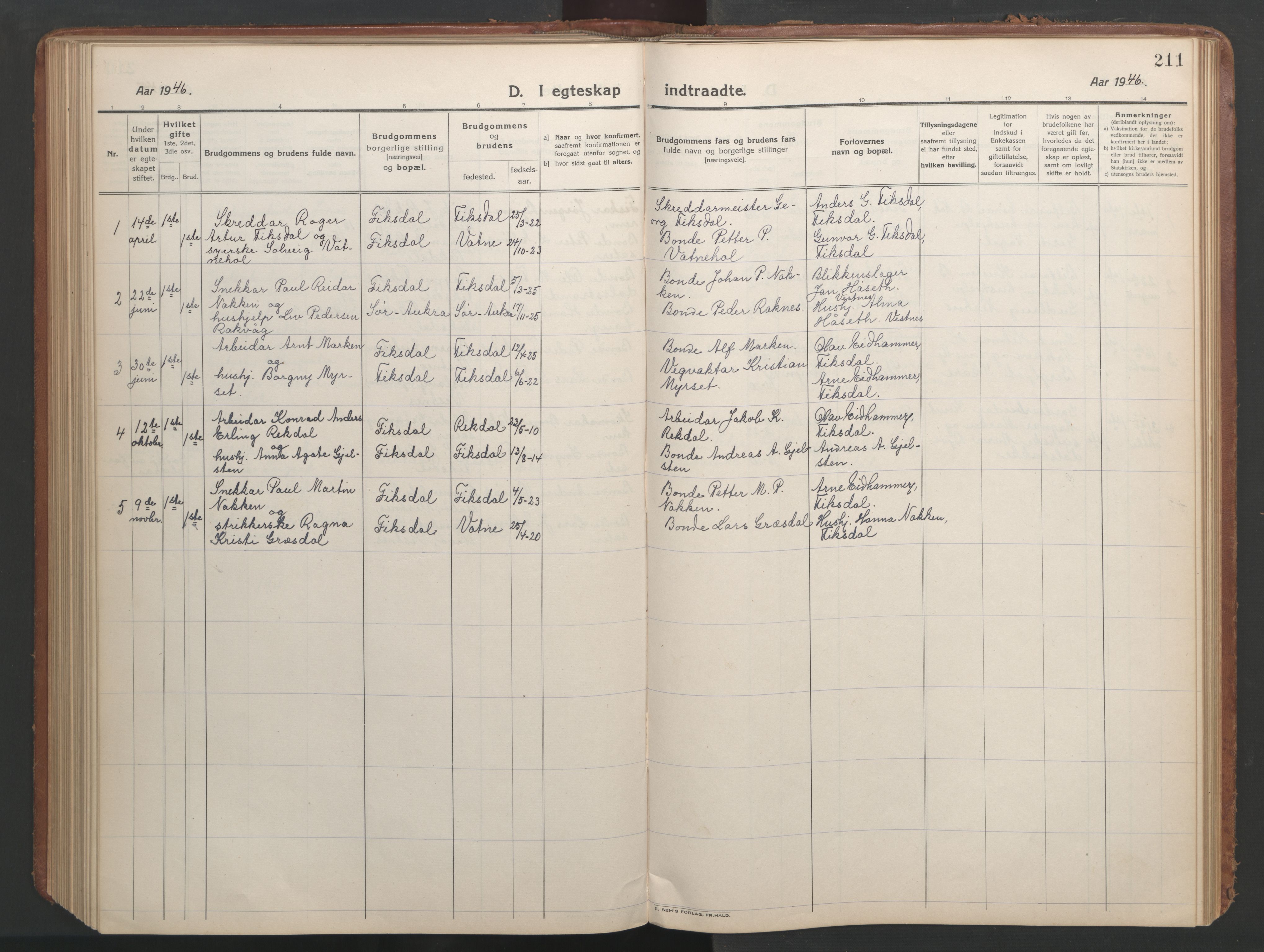 Ministerialprotokoller, klokkerbøker og fødselsregistre - Møre og Romsdal, AV/SAT-A-1454/540/L0542: Parish register (copy) no. 540C02, 1921-1967, p. 211