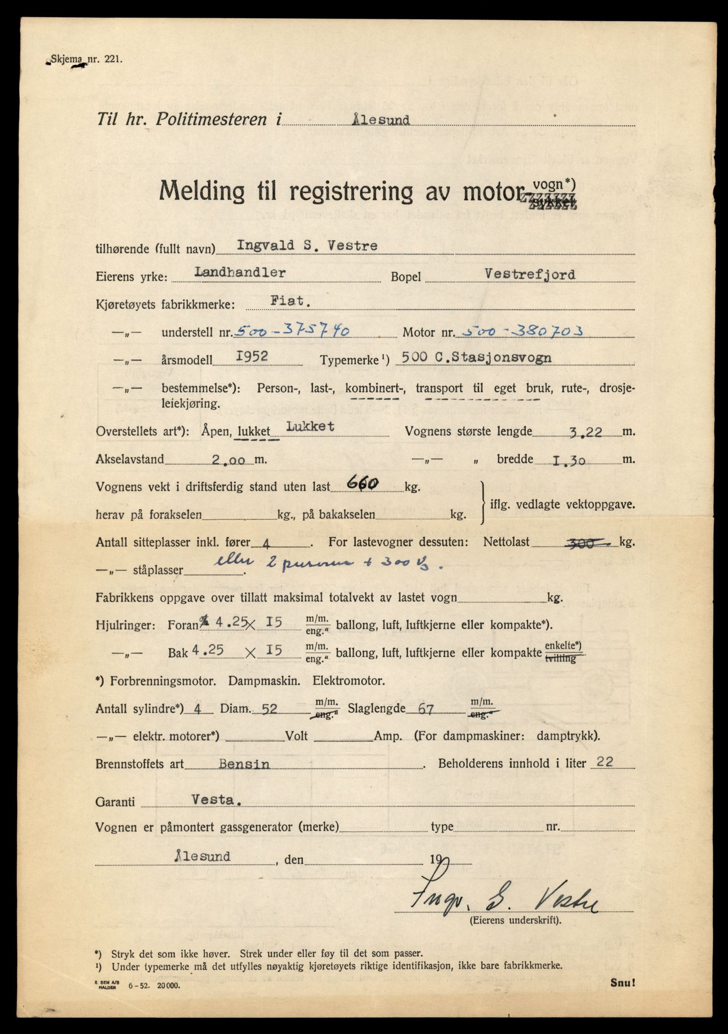 Møre og Romsdal vegkontor - Ålesund trafikkstasjon, SAT/A-4099/F/Fe/L0042: Registreringskort for kjøretøy T 13906 - T 14079, 1927-1998, p. 2467