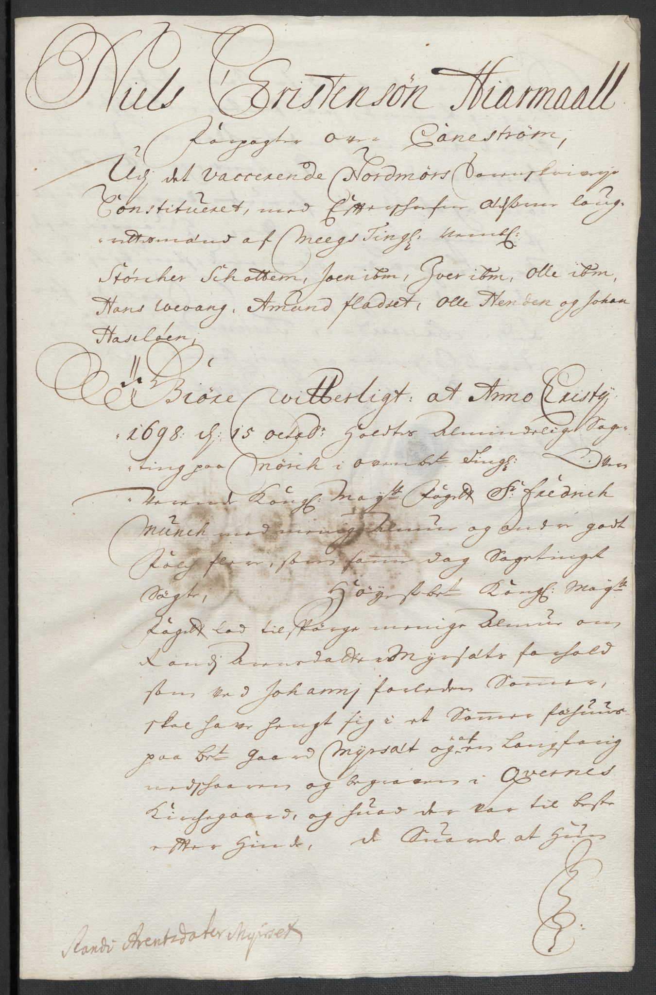 Rentekammeret inntil 1814, Reviderte regnskaper, Fogderegnskap, RA/EA-4092/R56/L3737: Fogderegnskap Nordmøre, 1697-1698, p. 303