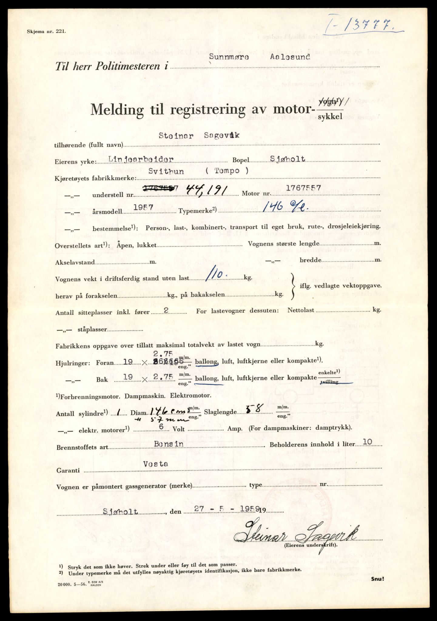Møre og Romsdal vegkontor - Ålesund trafikkstasjon, AV/SAT-A-4099/F/Fe/L0041: Registreringskort for kjøretøy T 13710 - T 13905, 1927-1998, p. 1147