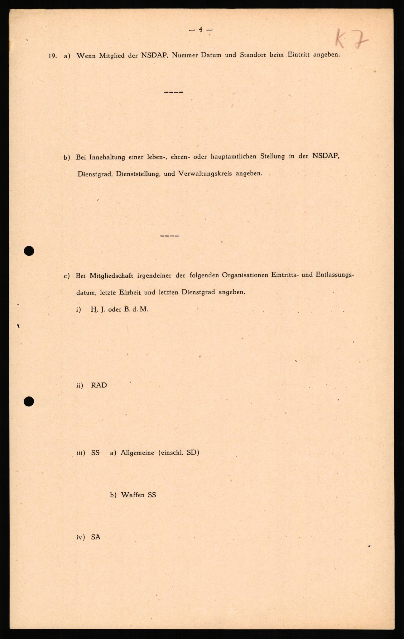 Forsvaret, Forsvarets overkommando II, AV/RA-RAFA-3915/D/Db/L0018: CI Questionaires. Tyske okkupasjonsstyrker i Norge. Tyskere., 1945-1946, p. 72