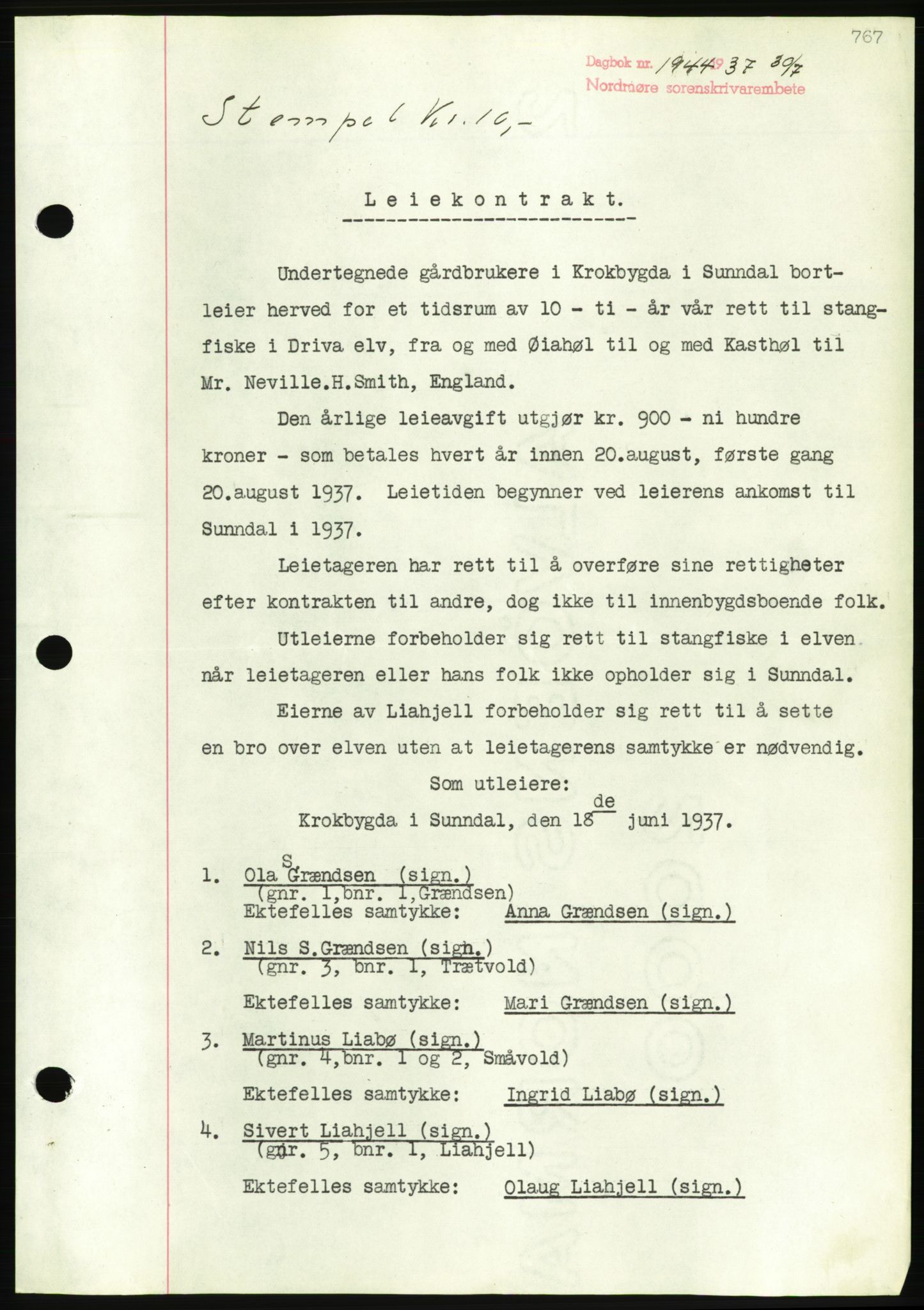 Nordmøre sorenskriveri, AV/SAT-A-4132/1/2/2Ca/L0091: Mortgage book no. B81, 1937-1937, Diary no: : 1944/1937