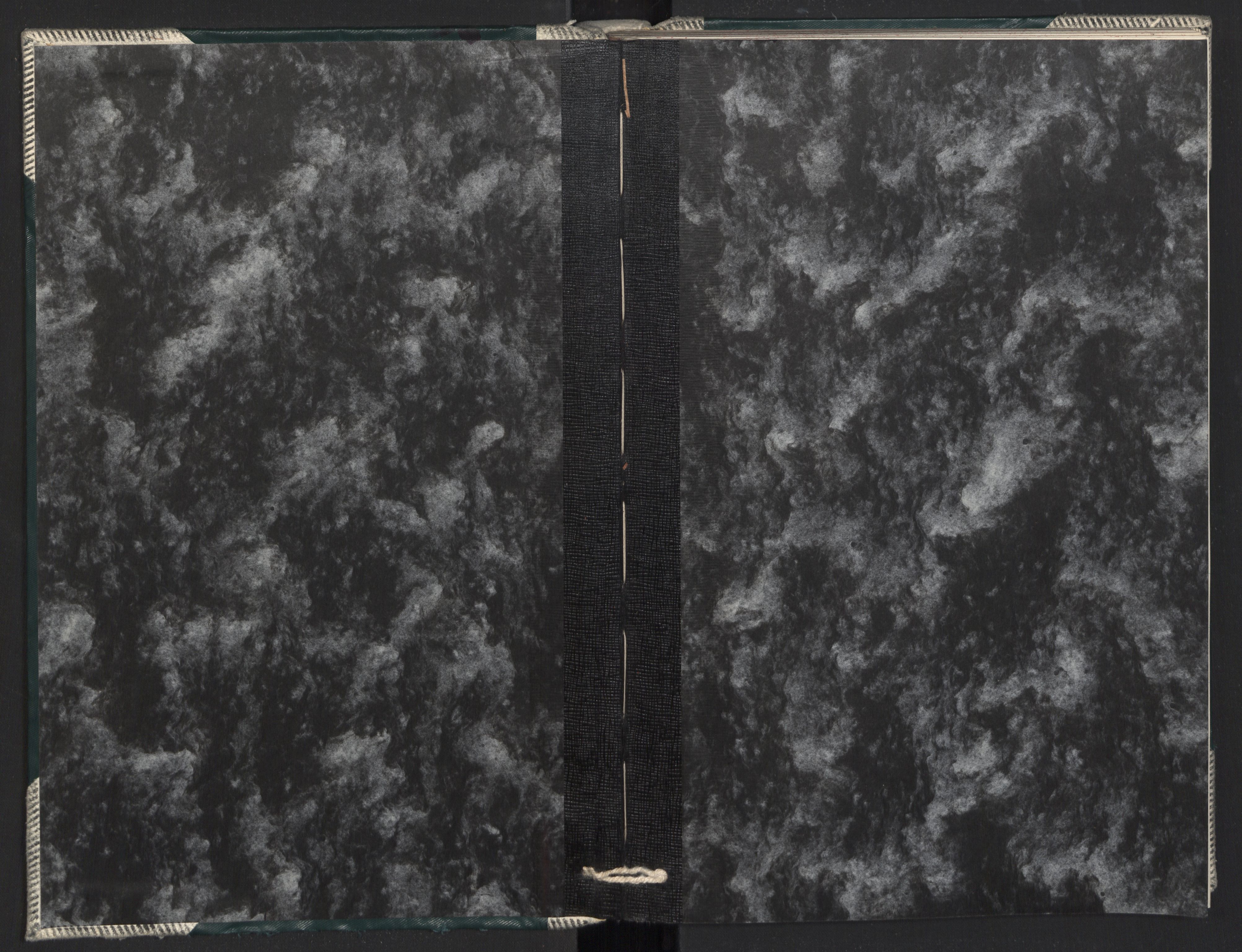 Prestekontoret i Sverige under okkupasjonen Kirkebøker, AV/SAO-A-11045/F/L0005: Parish register (official) no. 5, 1945-1945