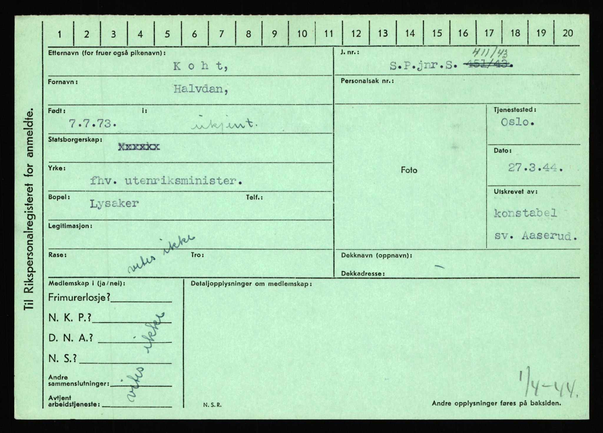 Statspolitiet - Hovedkontoret / Osloavdelingen, AV/RA-S-1329/C/Ca/L0009: Knutsen - Limstrand, 1943-1945, p. 450