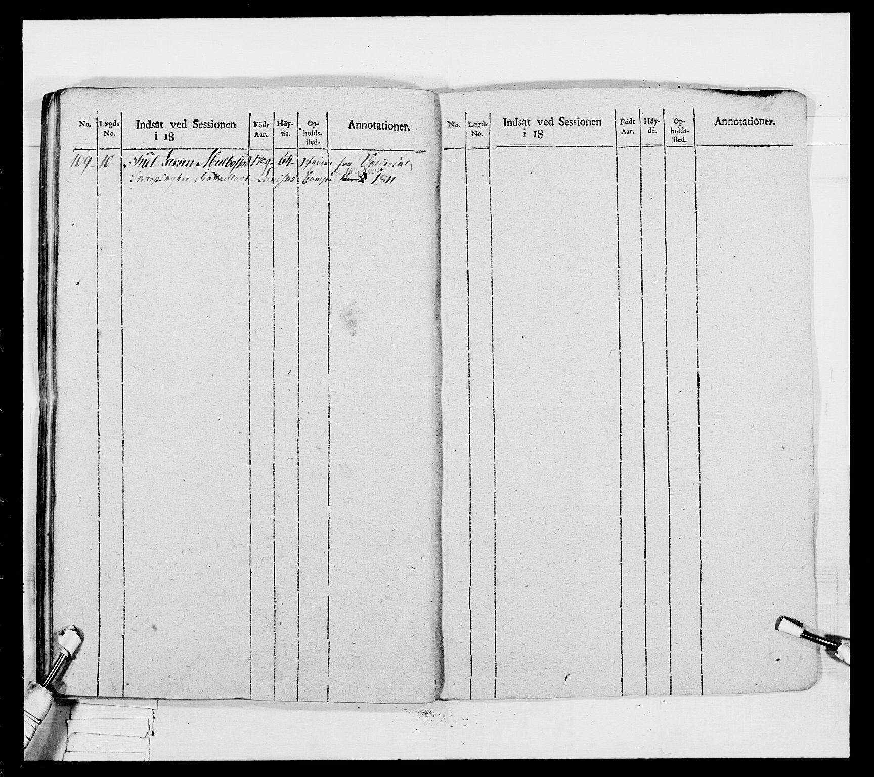 Generalitets- og kommissariatskollegiet, Det kongelige norske kommissariatskollegium, RA/EA-5420/E/Eh/L0042: 1. Akershusiske nasjonale infanteriregiment, 1810, p. 196