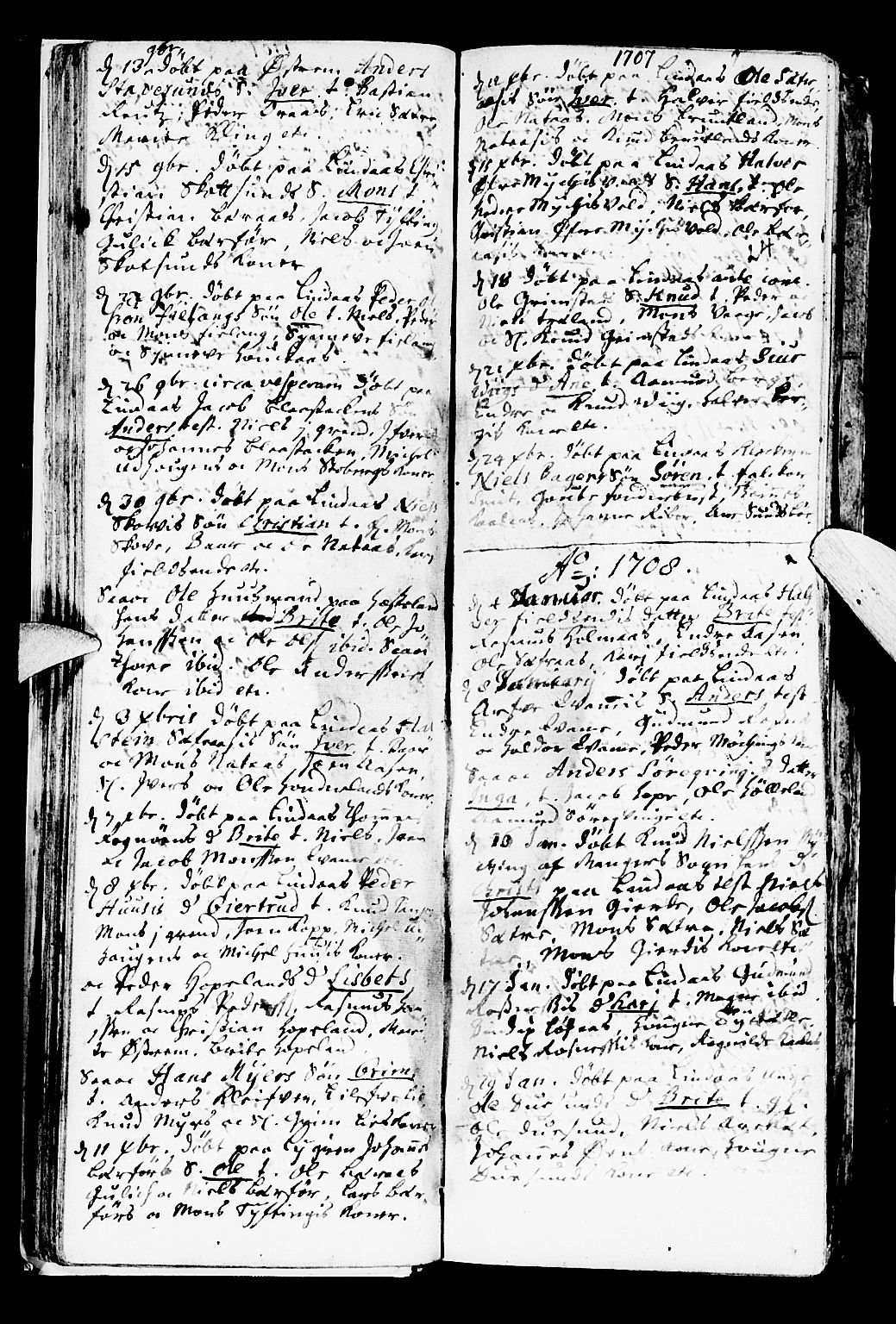 Lindås Sokneprestembete, AV/SAB-A-76701/H/Haa/Haaa/L0001: Parish register (official) no. A 1, 1699-1746, p. 24