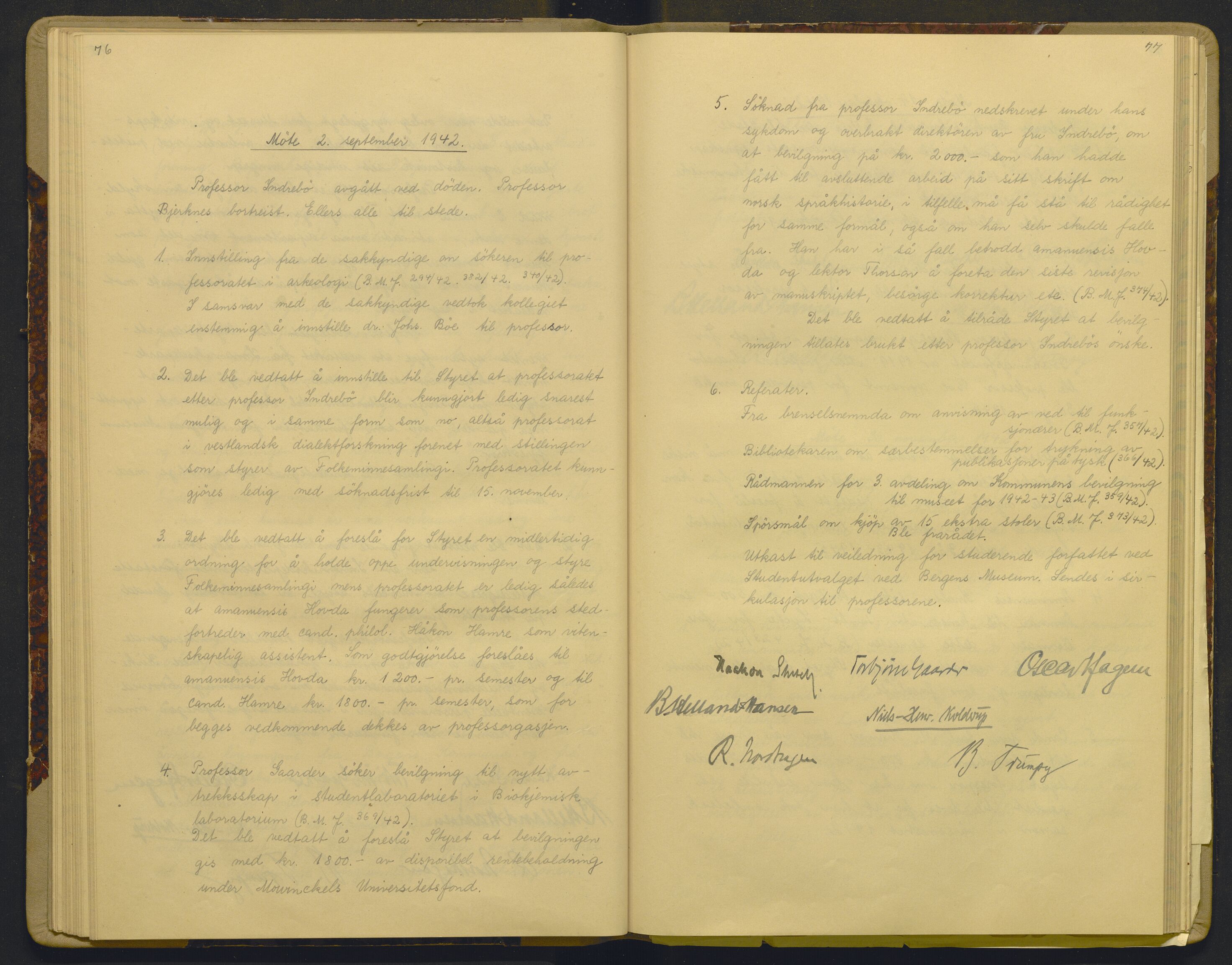 Bergens Museum, AV/SAB-A-17301/18/A/L0003: Professorkollegiets forhandlingsprotokoll med register , 1939-1944, p. 76-77