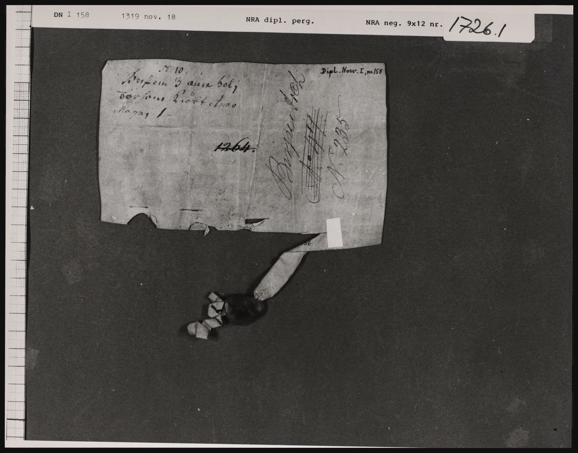 Riksarkivets diplomsamling, AV/RA-EA-5965/F01/F01a/L0013: Dokumenter, 1319-1321, p. 2
