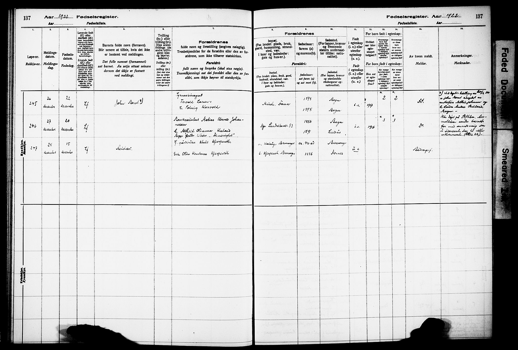 Kvinneklinikken, SAB/A-76301/F/L0A02: Birth register no. A 2, 1920-1924, p. 137