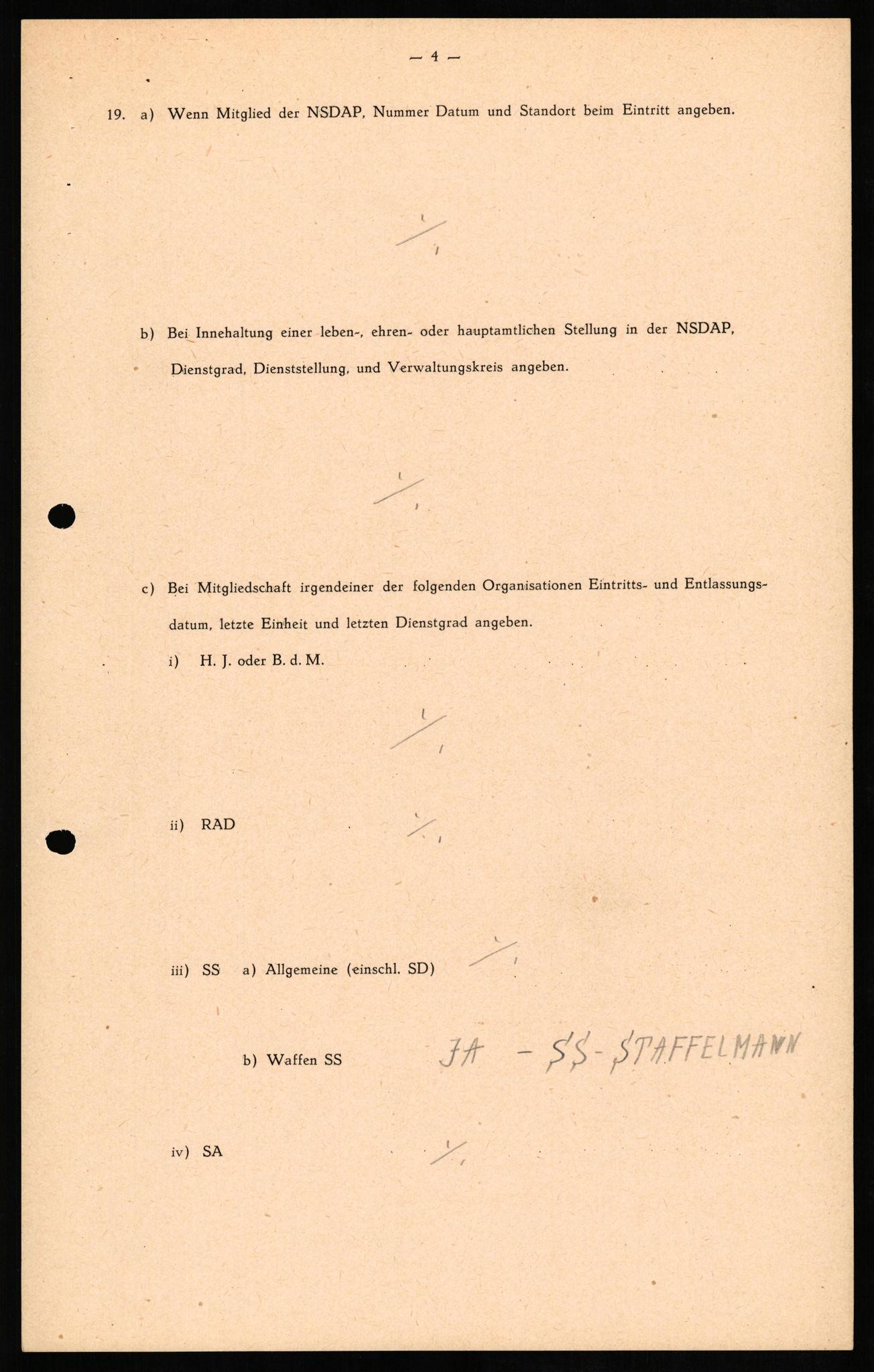 Forsvaret, Forsvarets overkommando II, AV/RA-RAFA-3915/D/Db/L0012: CI Questionaires. Tyske okkupasjonsstyrker i Norge. Tyskere., 1945-1946, p. 17