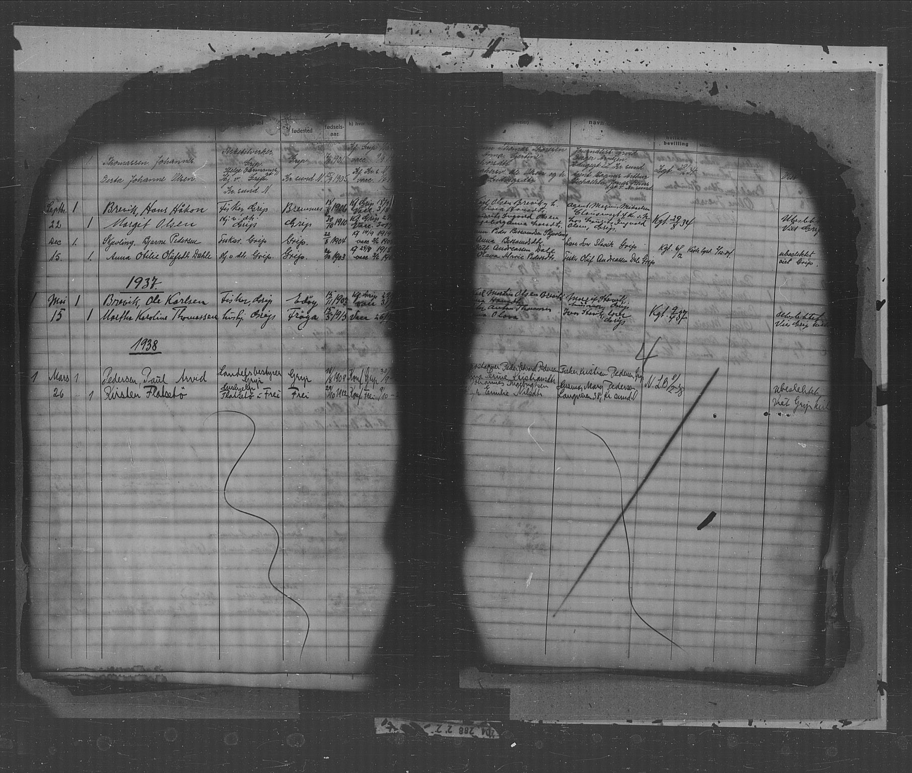 Kristiansund sokneprestkontor, AV/SAT-A-1068/1/I/I1: Parish register (official) no. 37, 1920-1950, p. 4